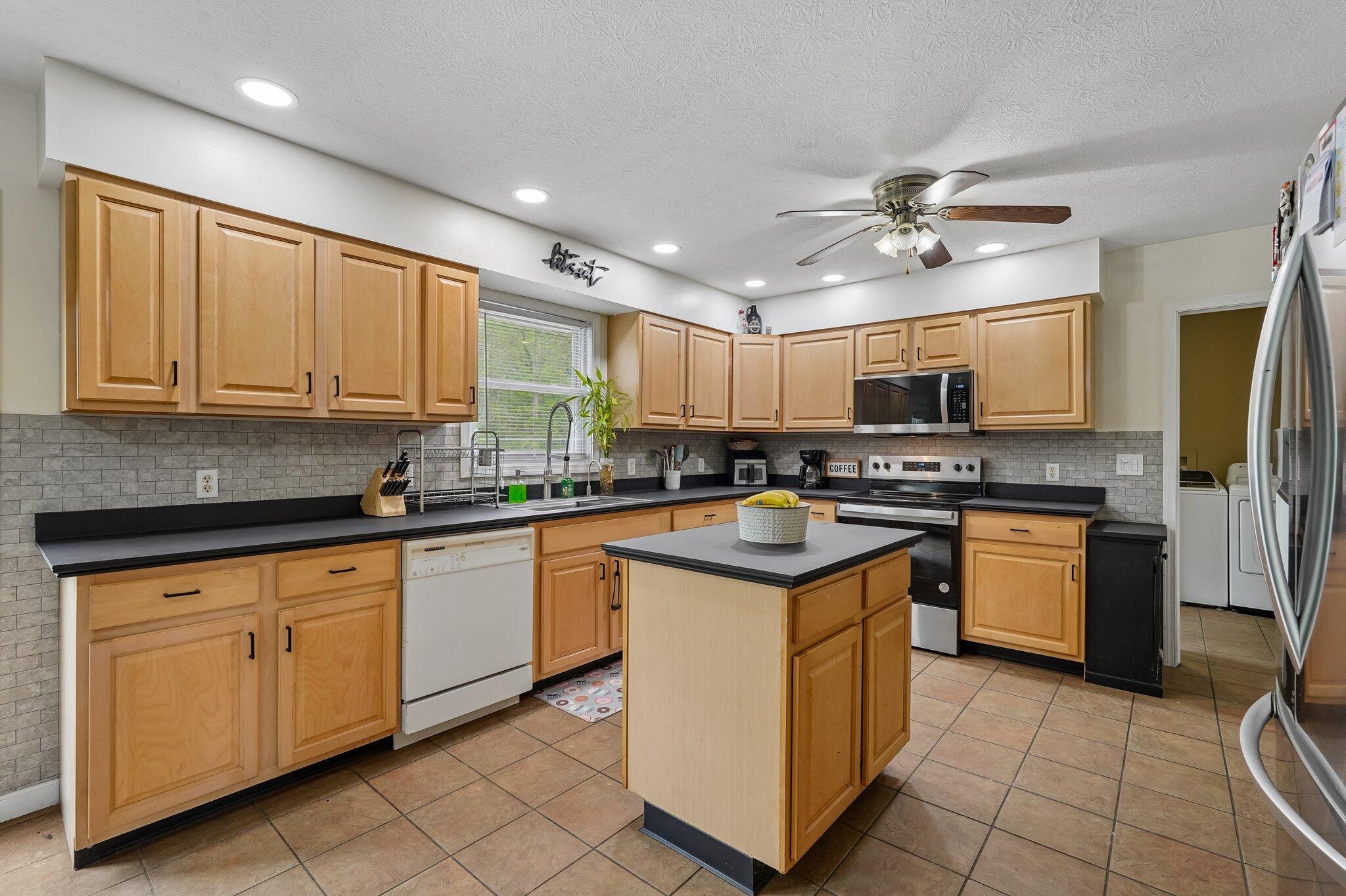 3858 Township Road 145, Zanesfield, Ohio 43360