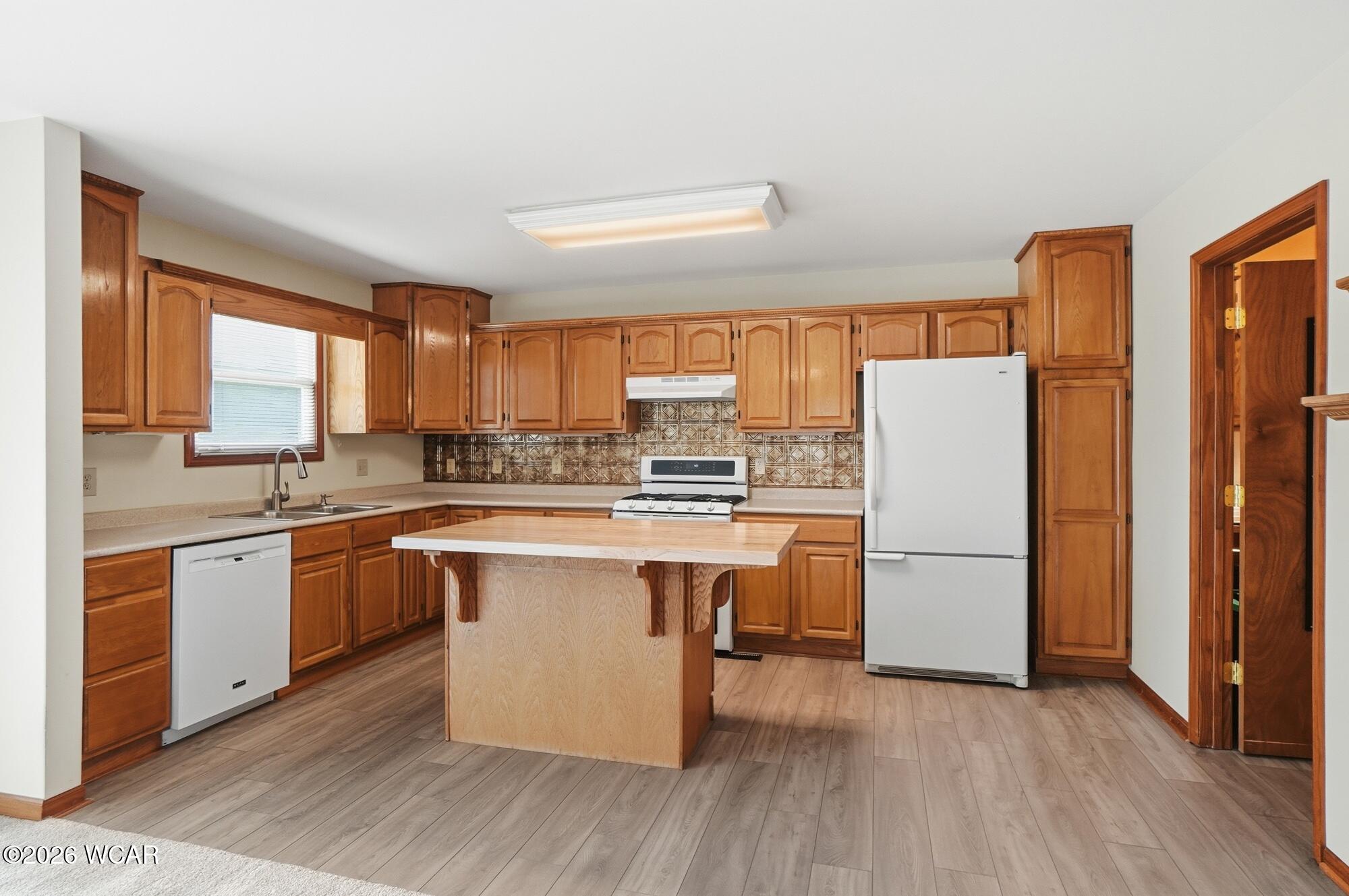 5724 Clover Ridge Drive, Lima, Ohio