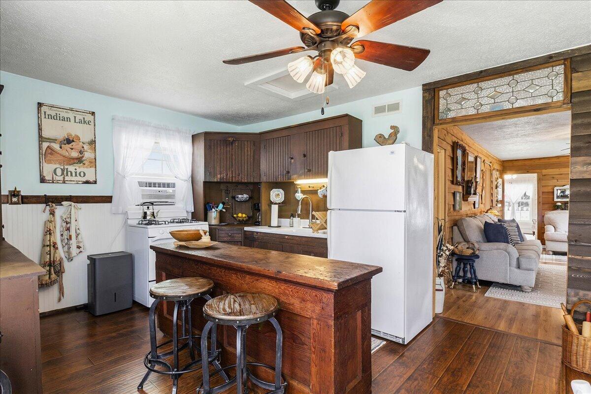 11153 Tecumseh Path, Lakeview, Ohio 43331