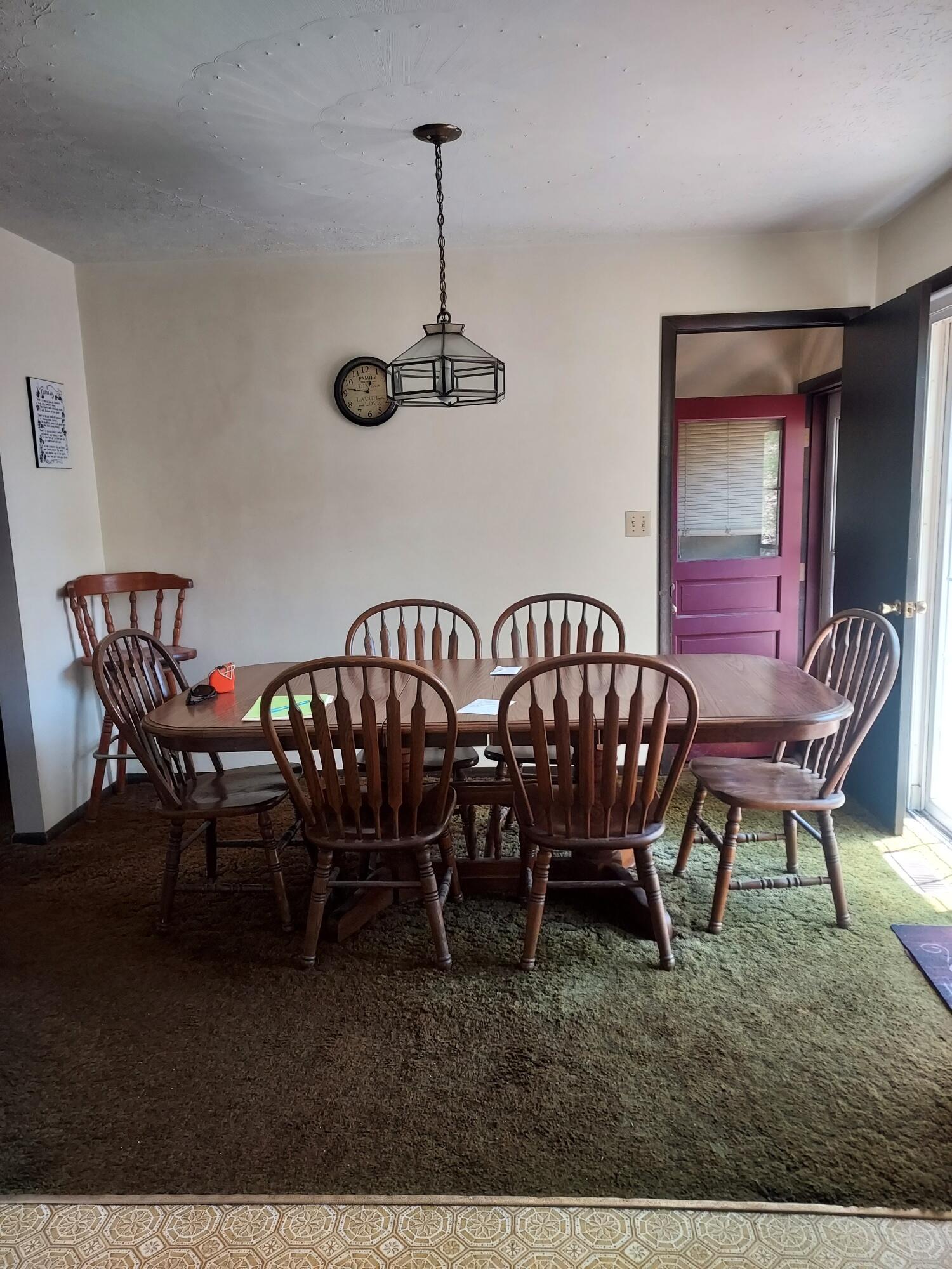 1990 Connect Road, Barberton, Ohio 44203