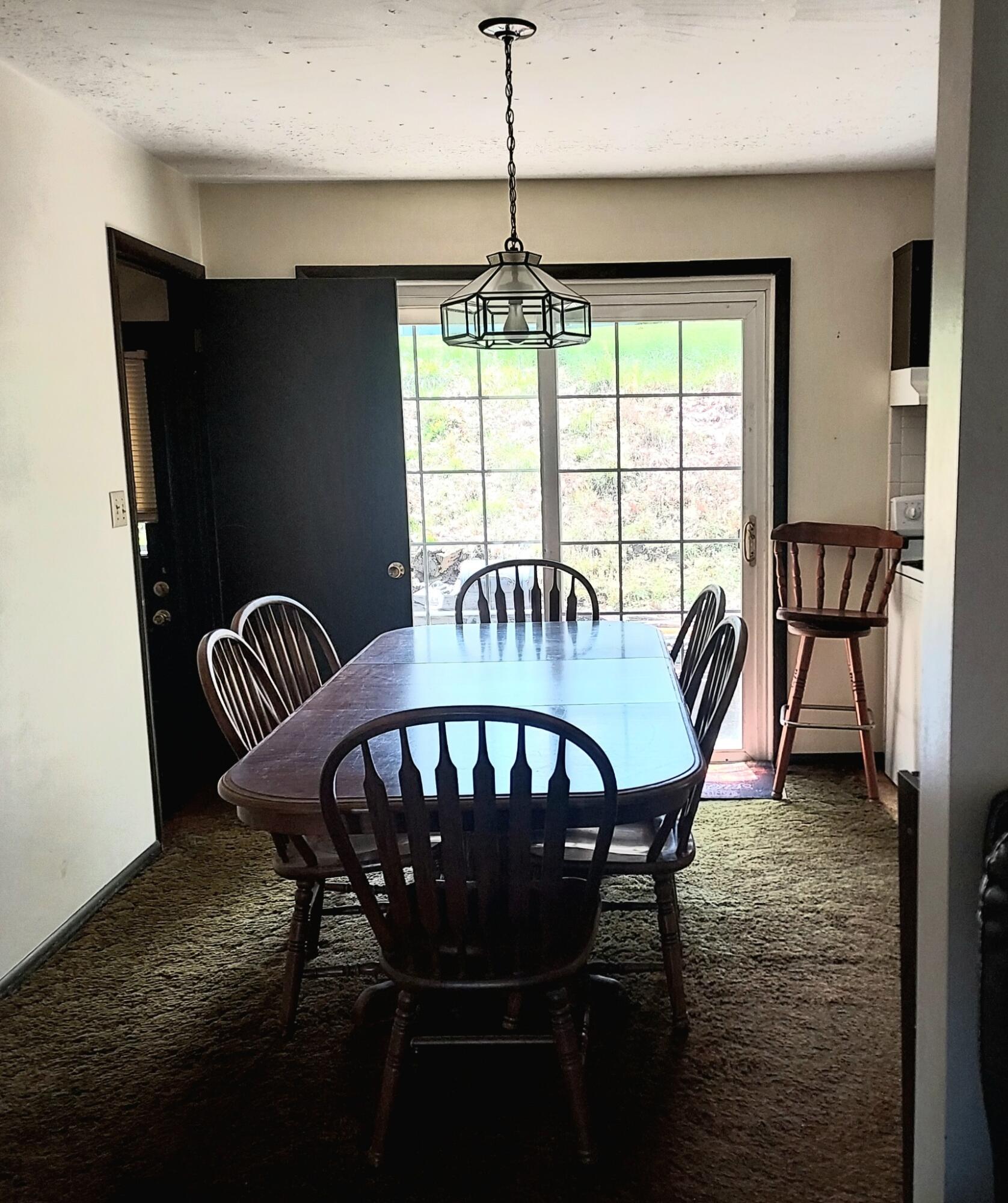 1990 Connect Road, Barberton, Ohio 44203