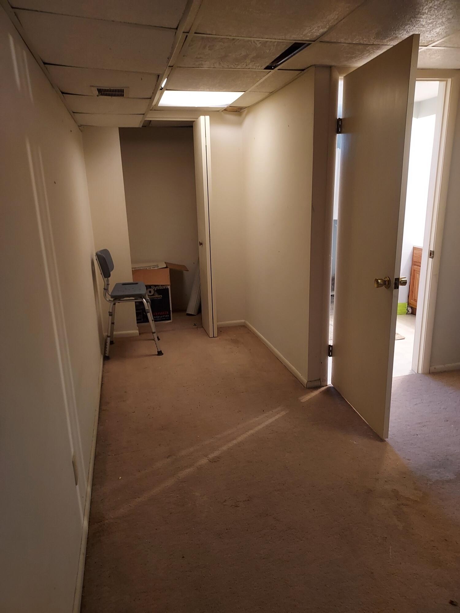 1990 Connect Road, Barberton, Ohio 44203