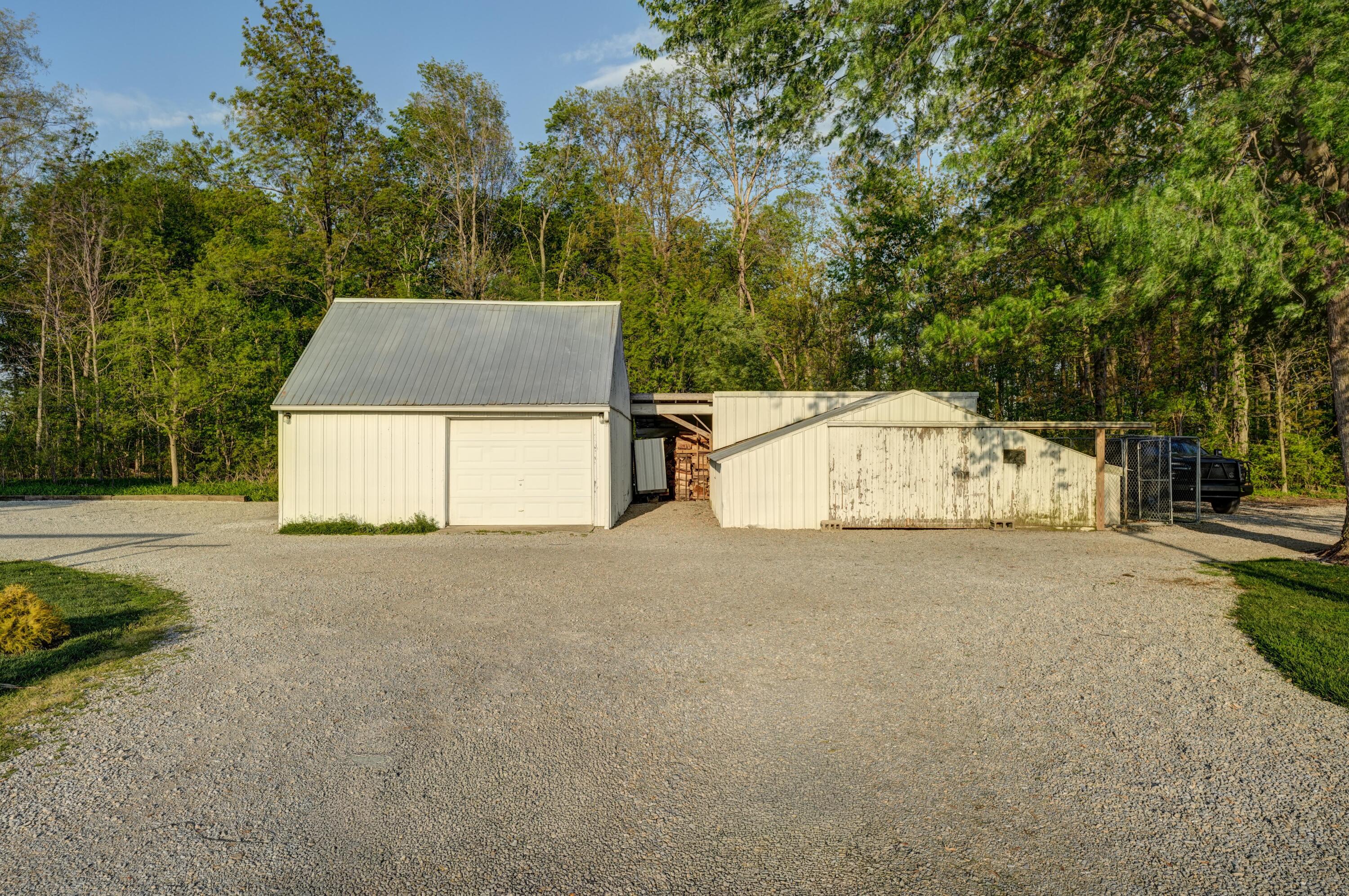 7603 Martin Road, Bradford, Ohio 45308