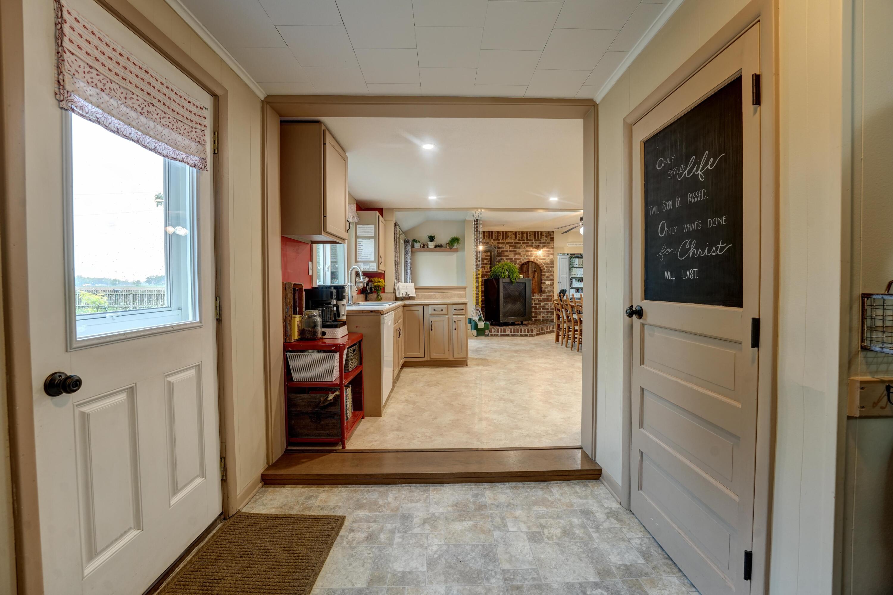 7603 Martin Road, Bradford, Ohio 45308