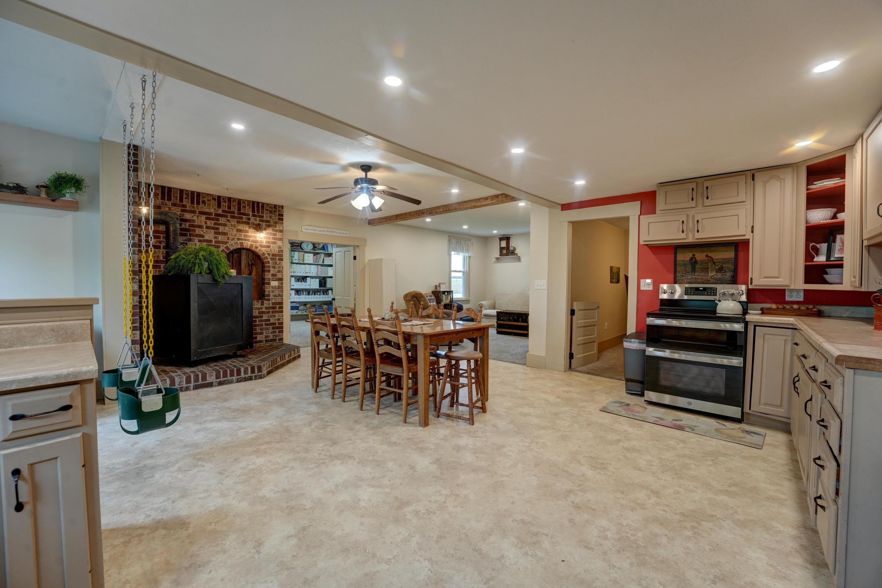 7603 Martin Road, Bradford, Ohio 45308