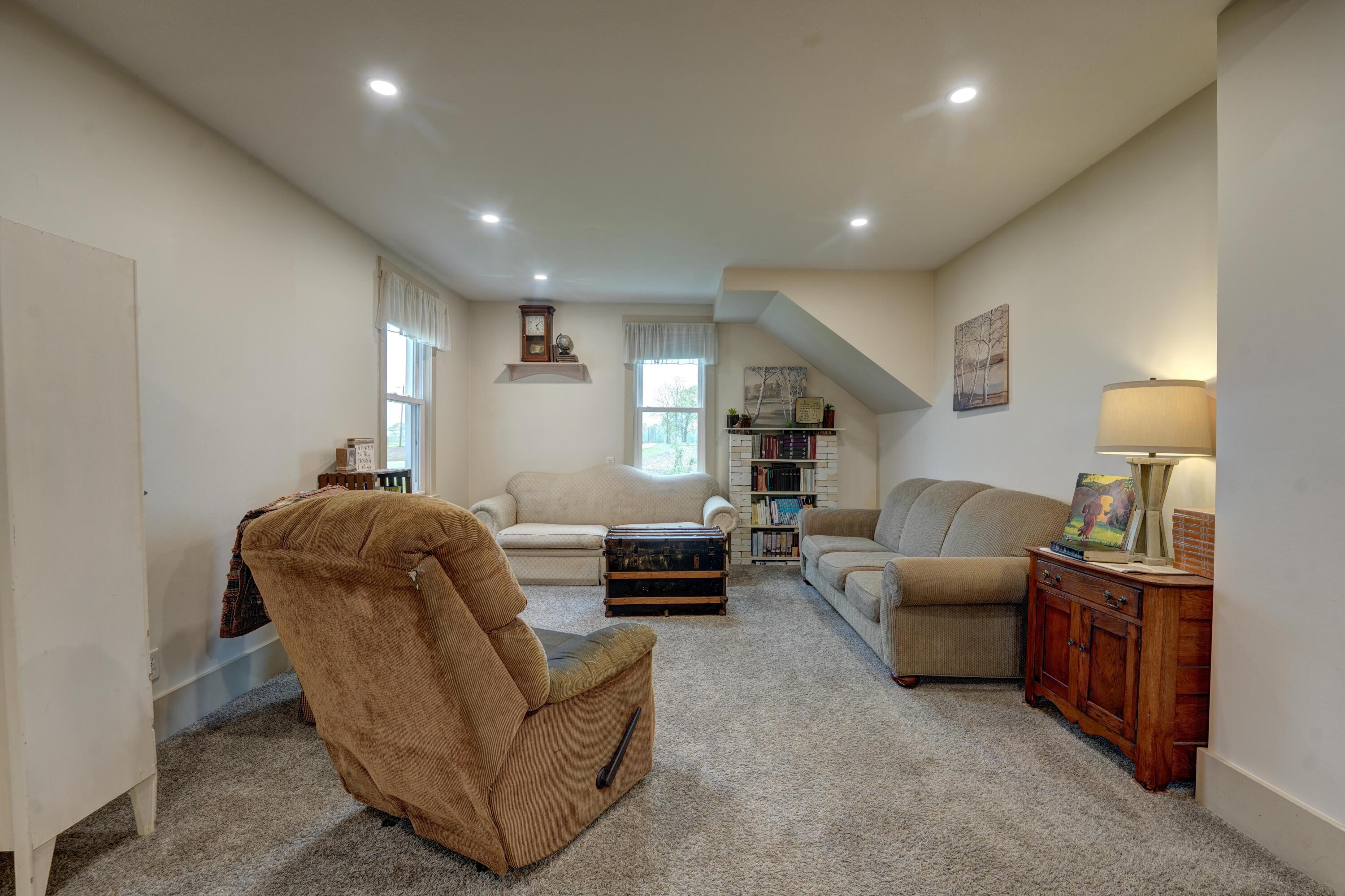 7603 Martin Road, Bradford, Ohio 45308