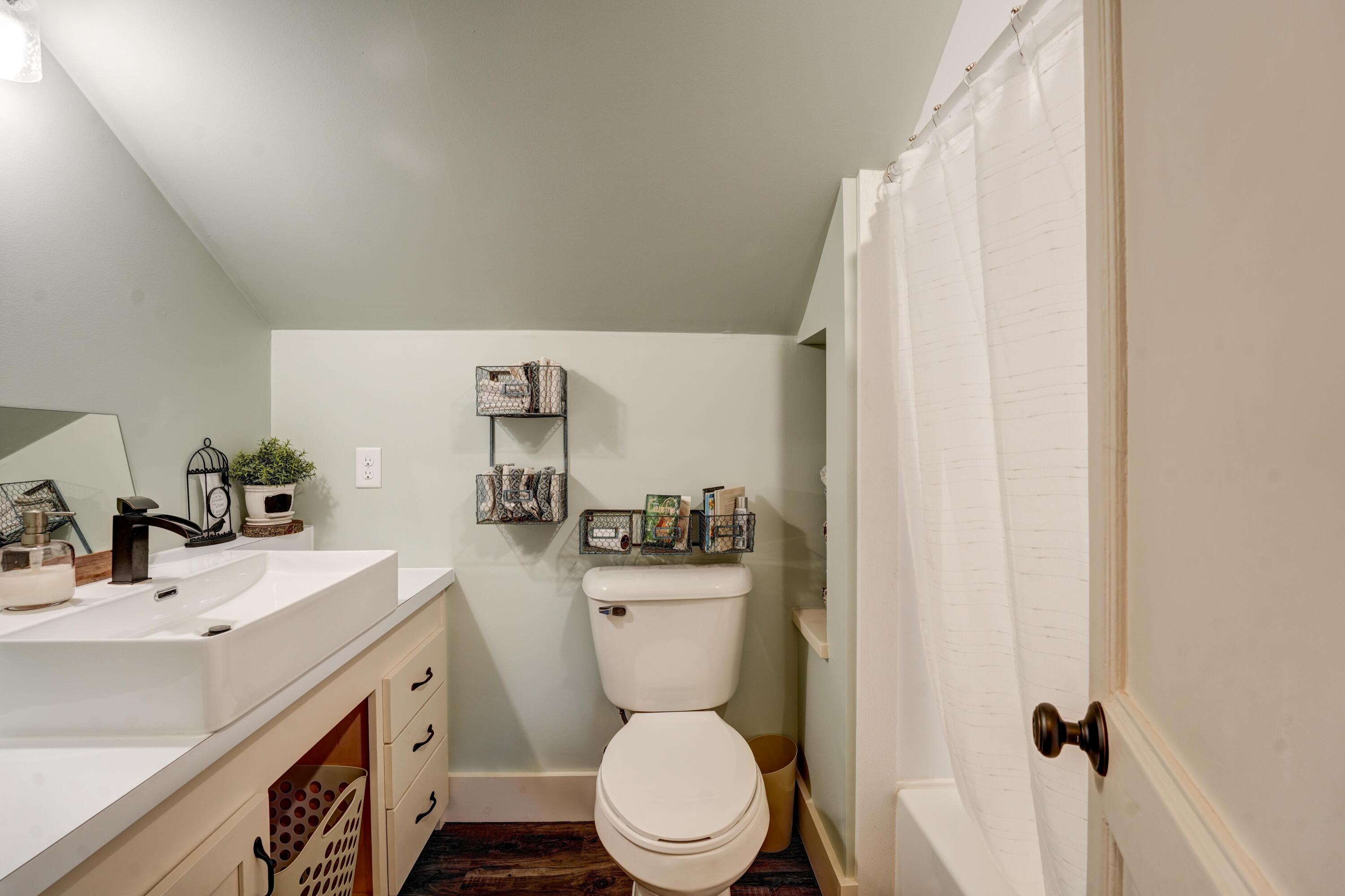 7603 Martin Road, Bradford, Ohio 45308