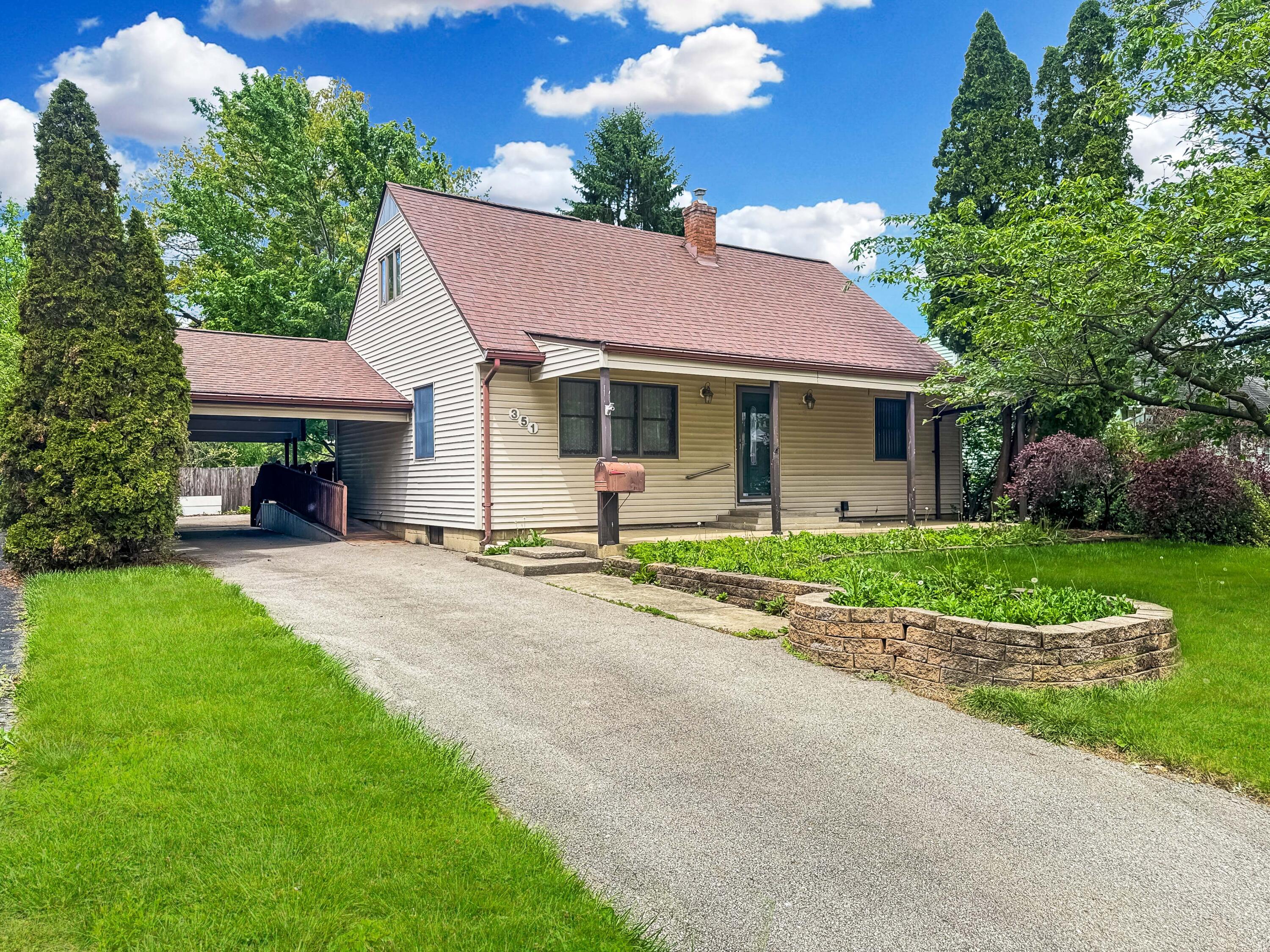 351 Deerfield Road, Columbus, Ohio 43228