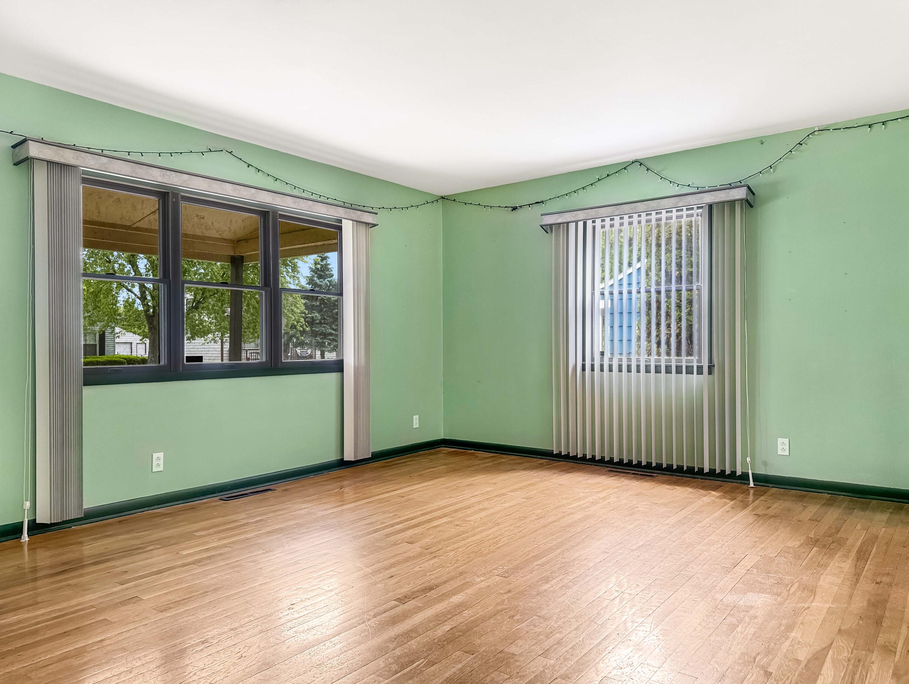 351 Deerfield Road, Columbus, Ohio 43228