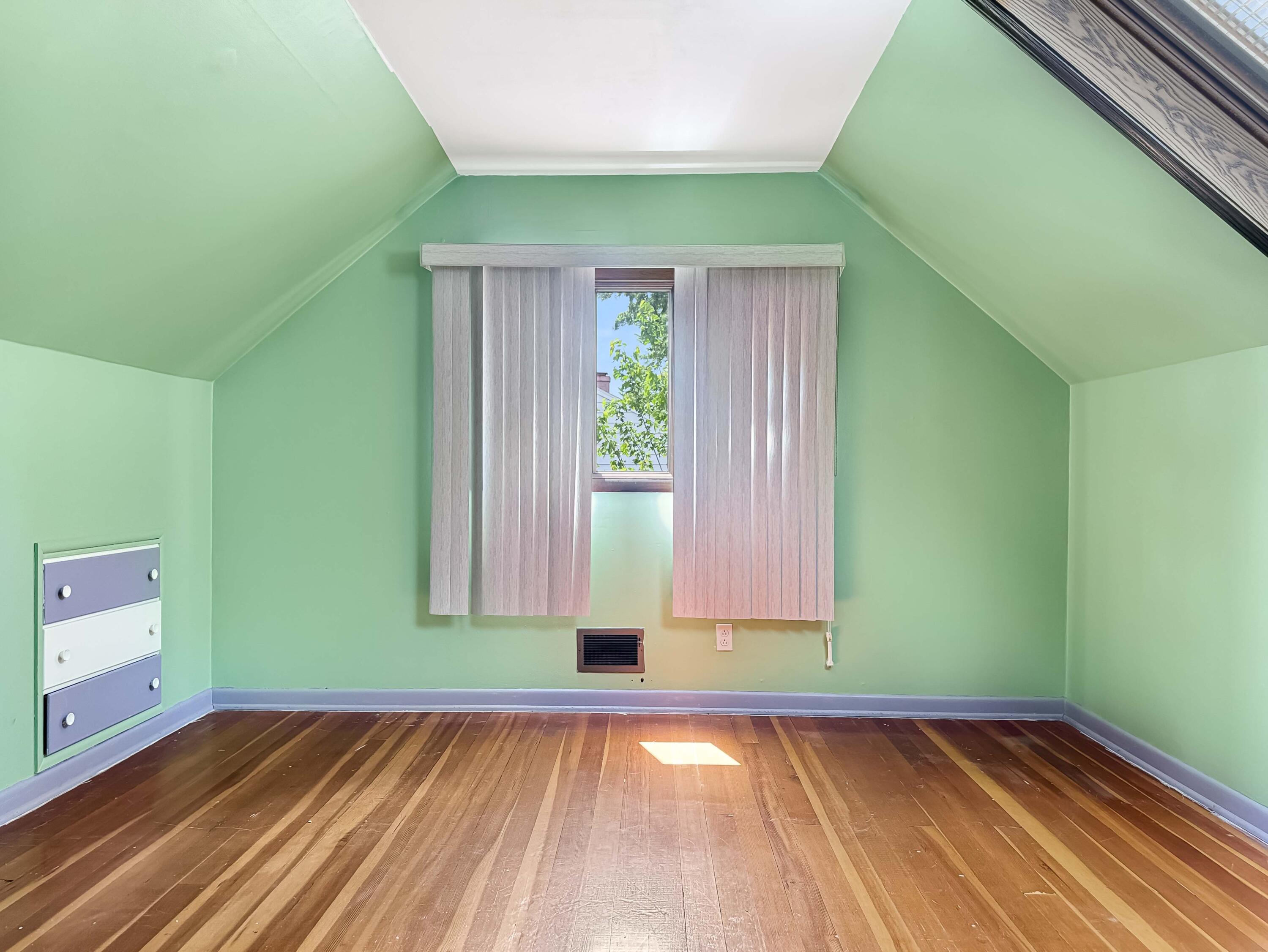 351 Deerfield Road, Columbus, Ohio 43228