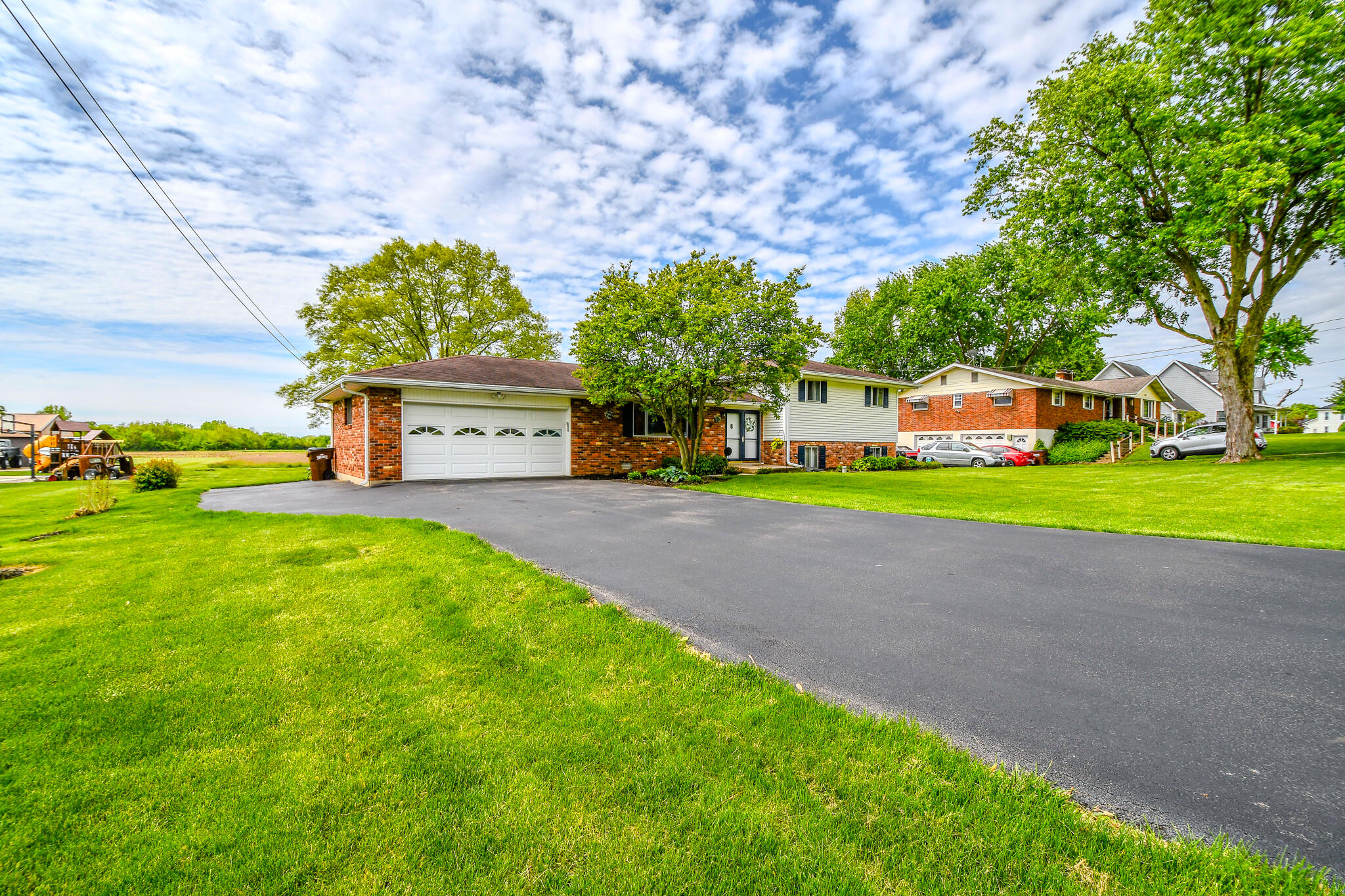 10833 Kendig Road, New Carlisle, Ohio 45344