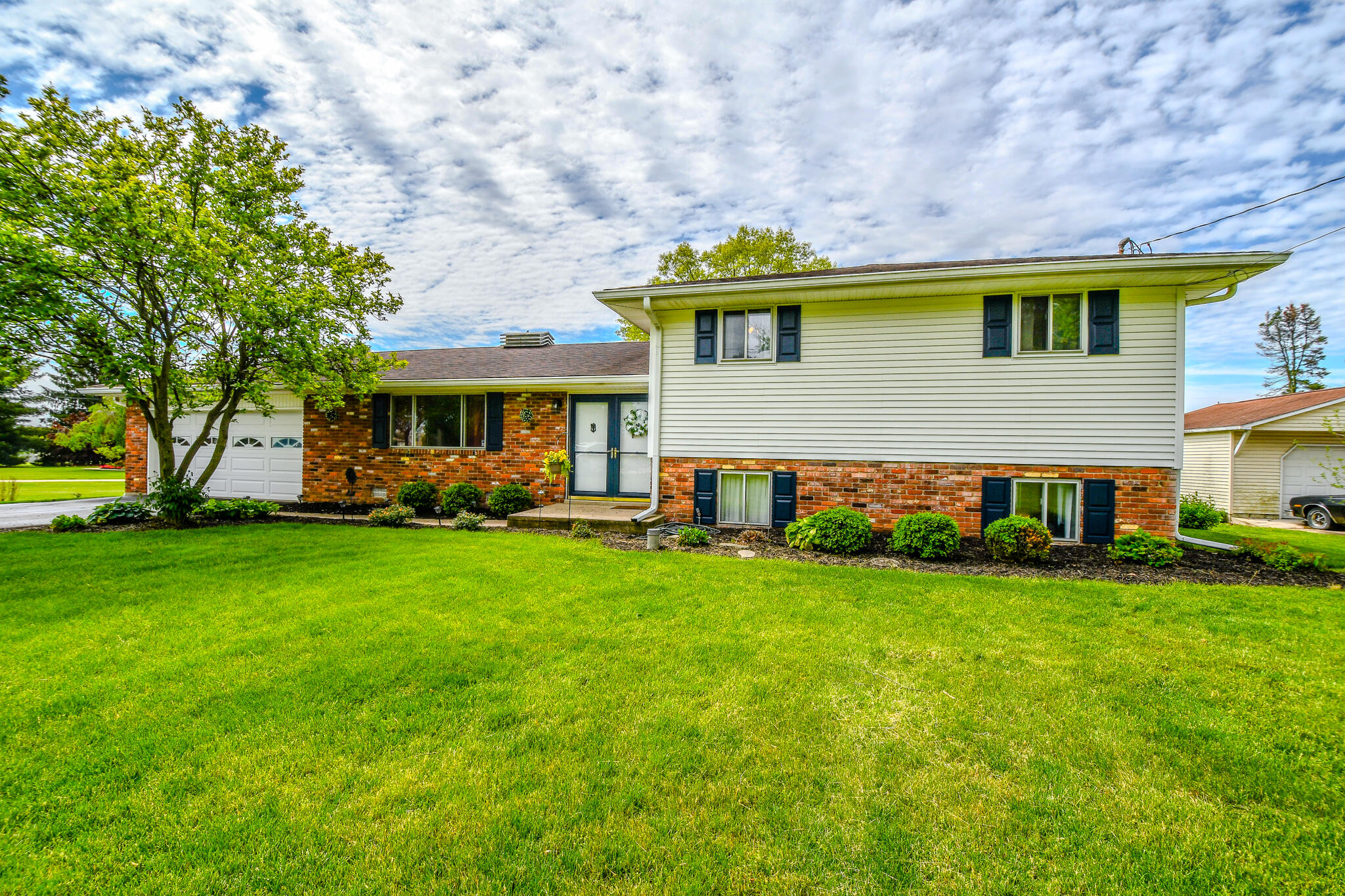 10833 Kendig Road, New Carlisle, Ohio 45344