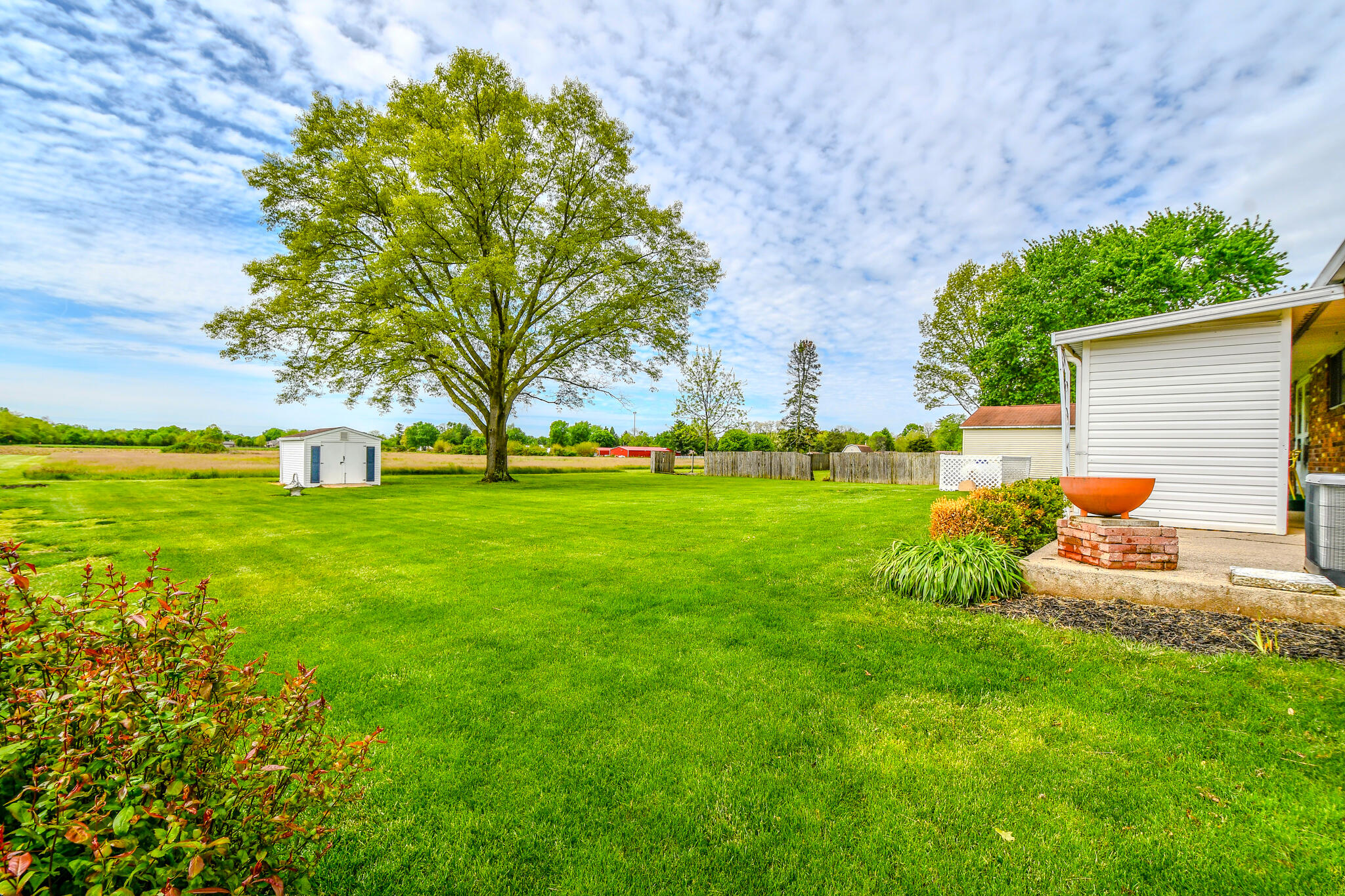 10833 Kendig Road, New Carlisle, Ohio 45344