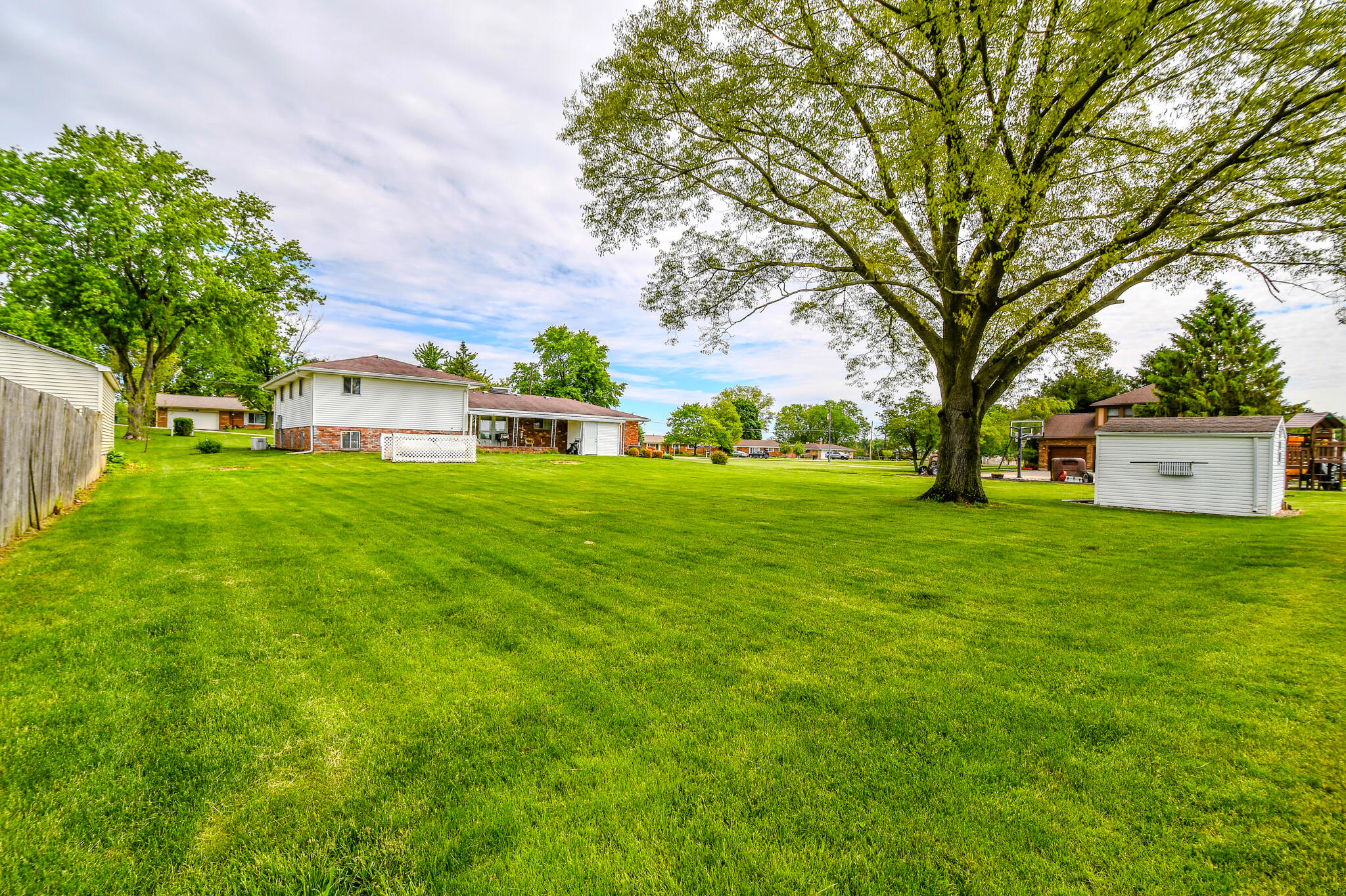 10833 Kendig Road, New Carlisle, Ohio 45344