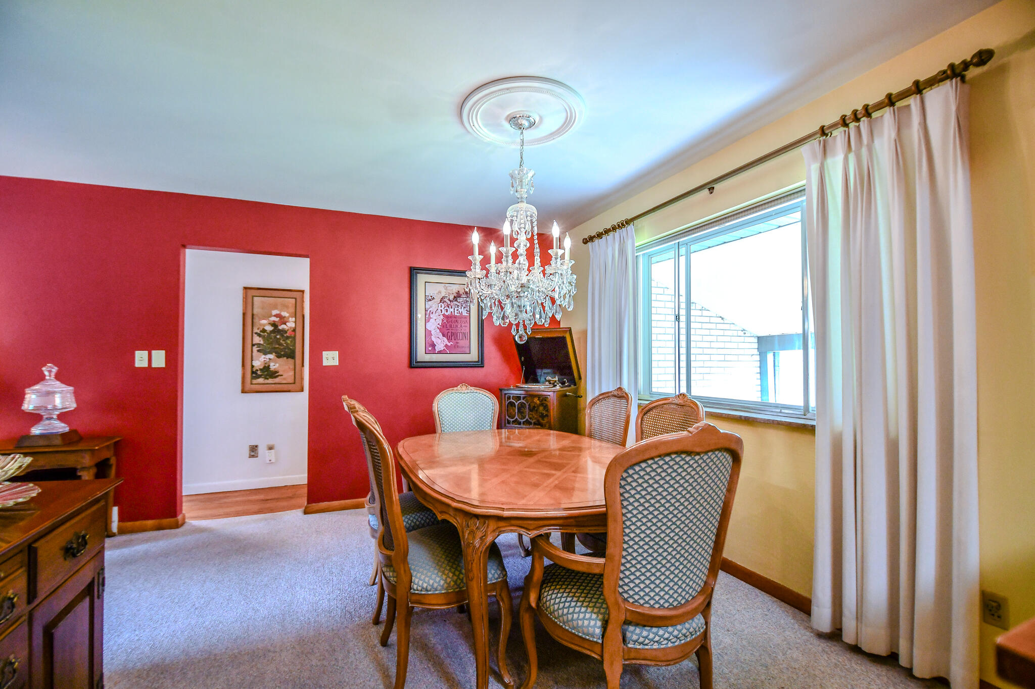 1404 Pinecrest Drive, Dayton, Ohio 45414