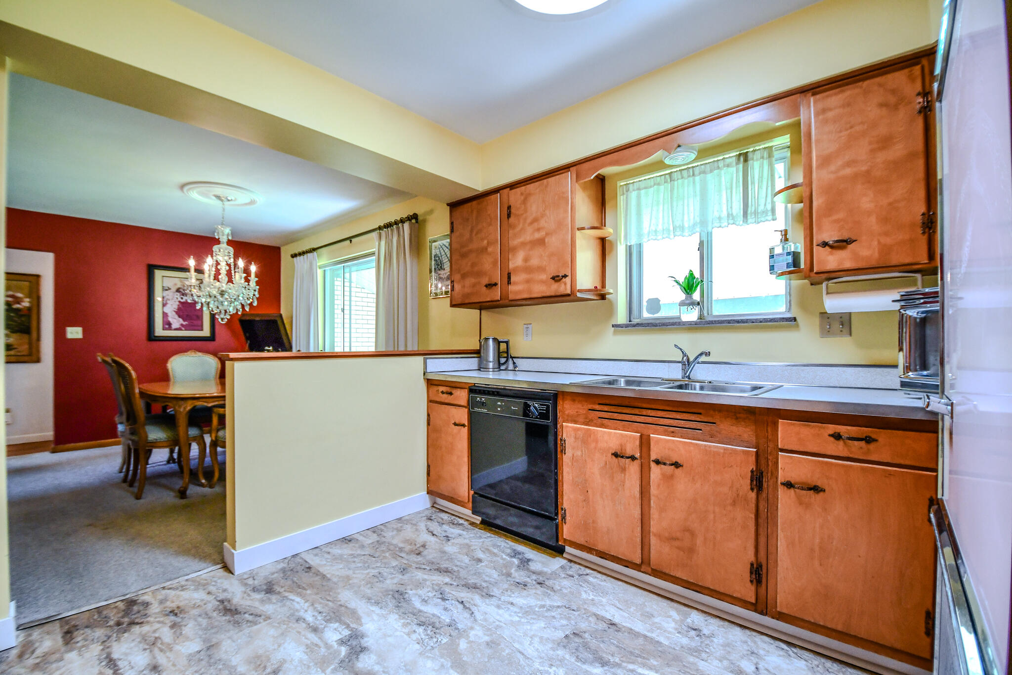 1404 Pinecrest Drive, Dayton, Ohio 45414