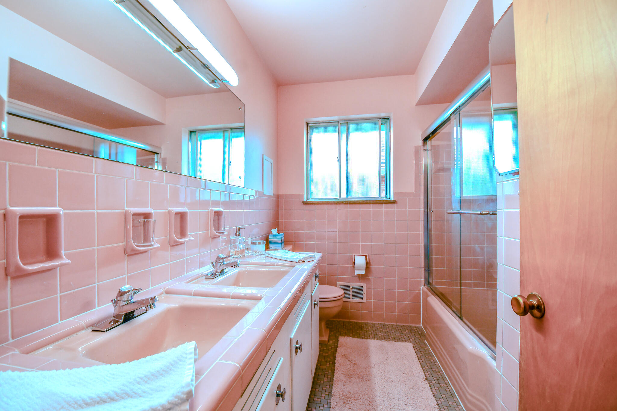 1404 Pinecrest Drive, Dayton, Ohio 45414