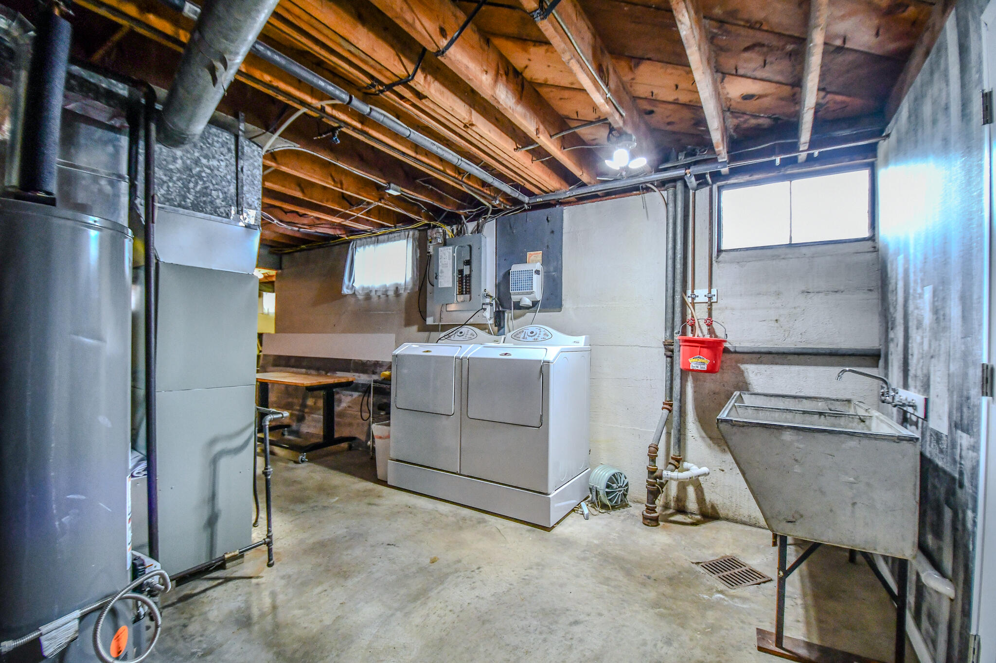 1404 Pinecrest Drive, Dayton, Ohio 45414