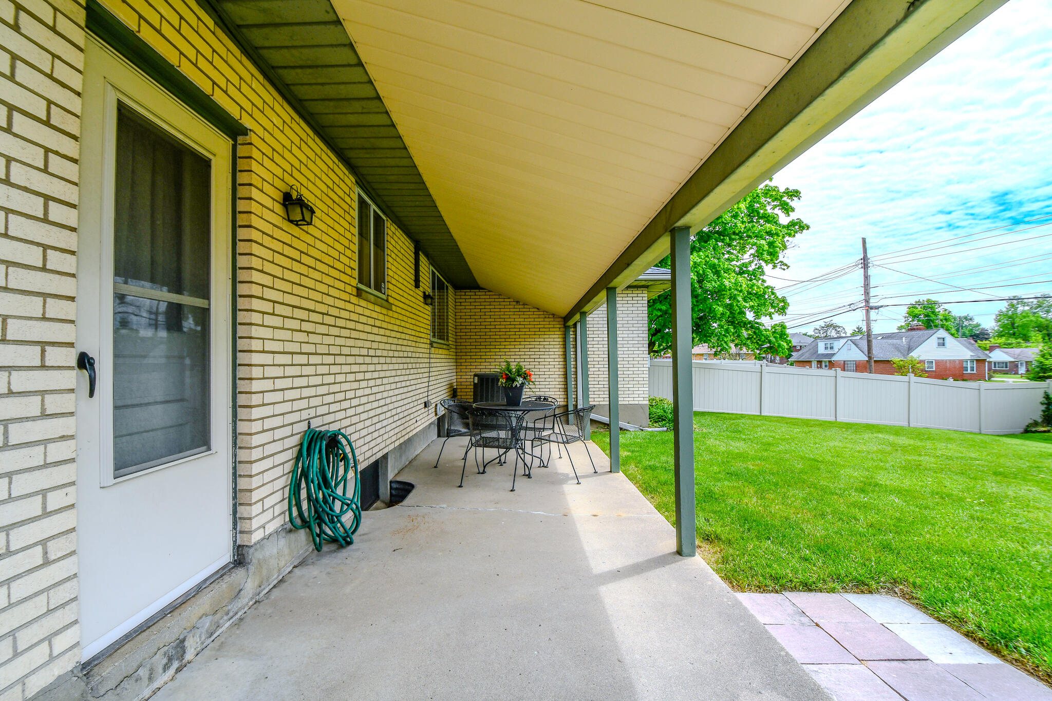 1404 Pinecrest Drive, Dayton, Ohio 45414
