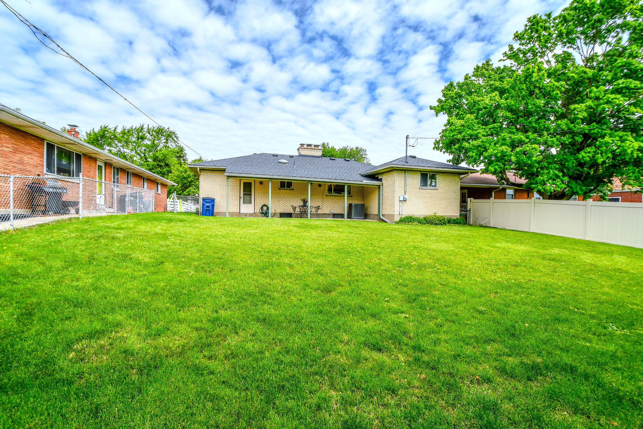 1404 Pinecrest Drive, Dayton, Ohio 45414