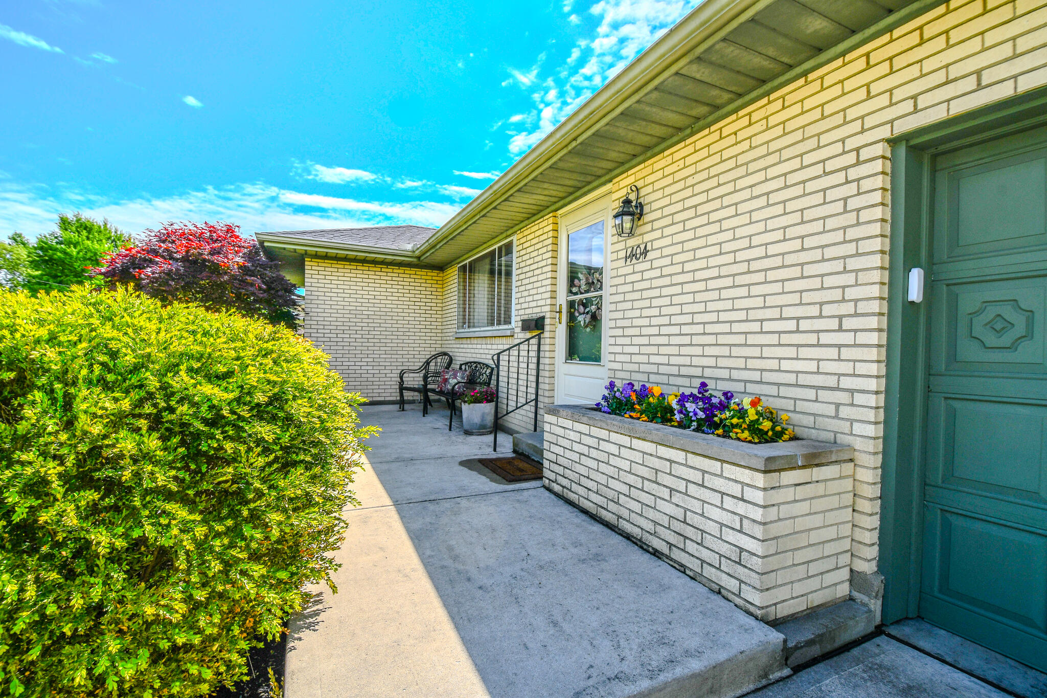 1404 Pinecrest Drive, Dayton, Ohio 45414