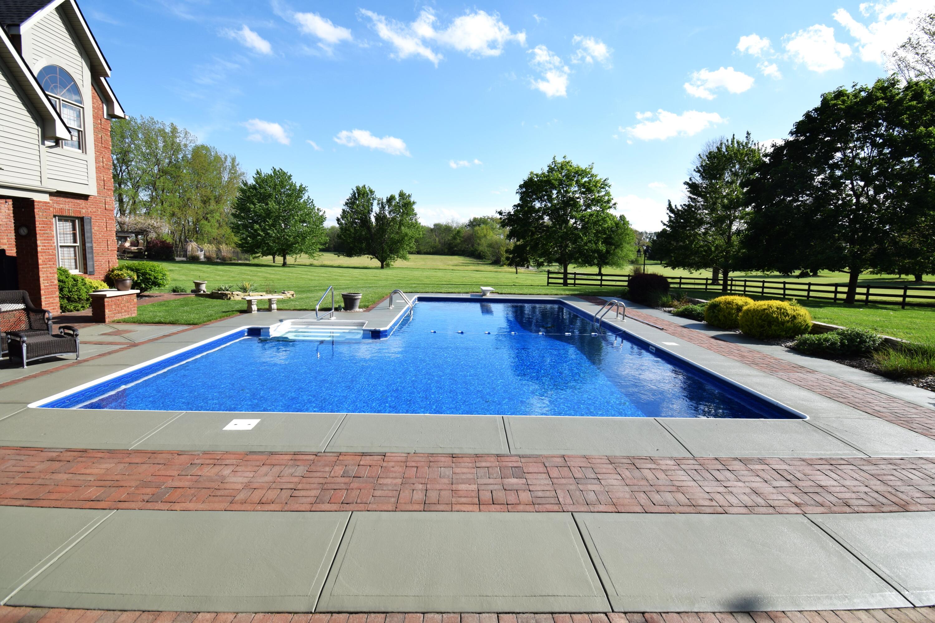 1405 Saybrook Lane, Springfield, Ohio 45505