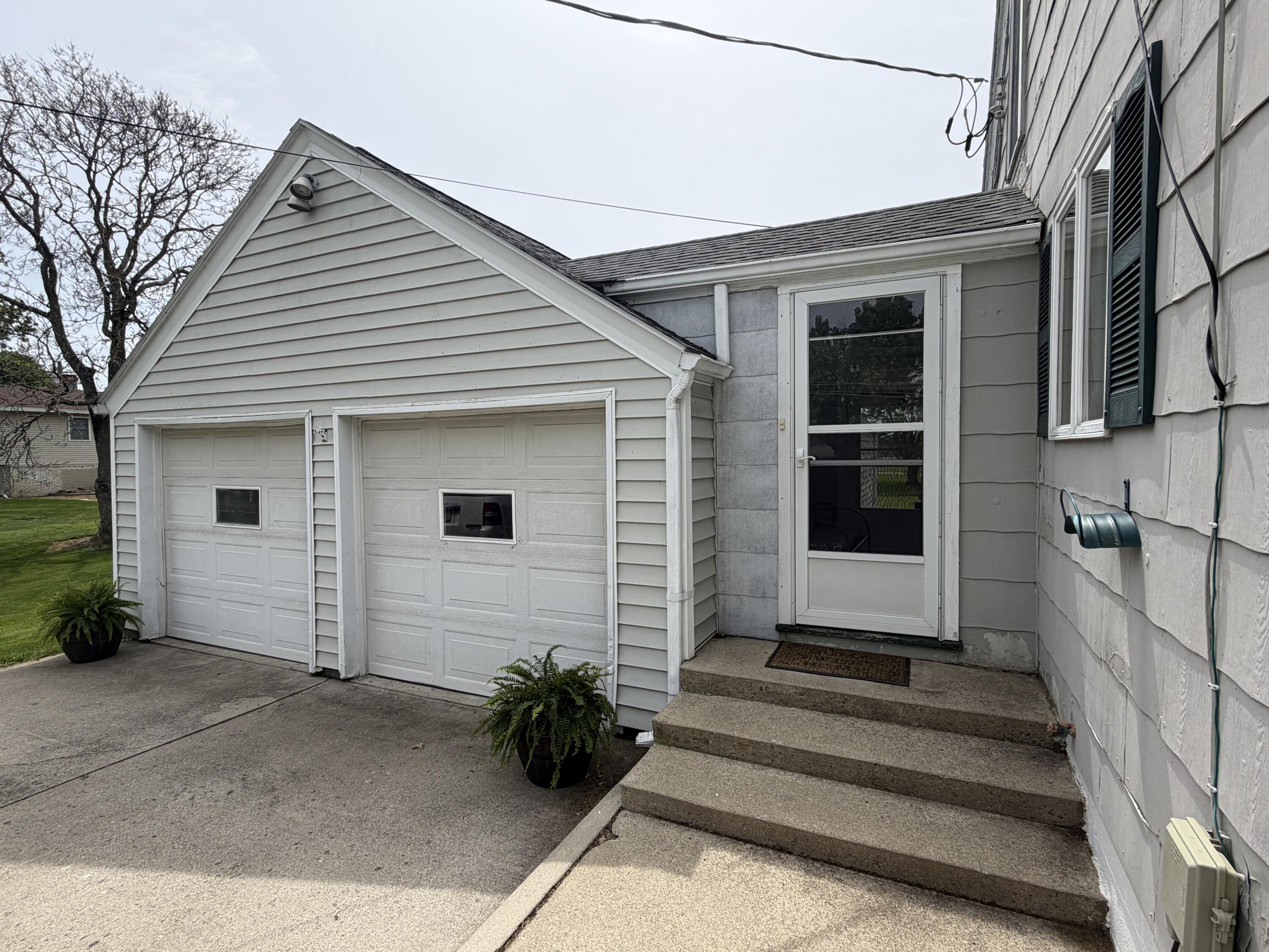 1861 County Road 11, Bellefontaine, Ohio 43311