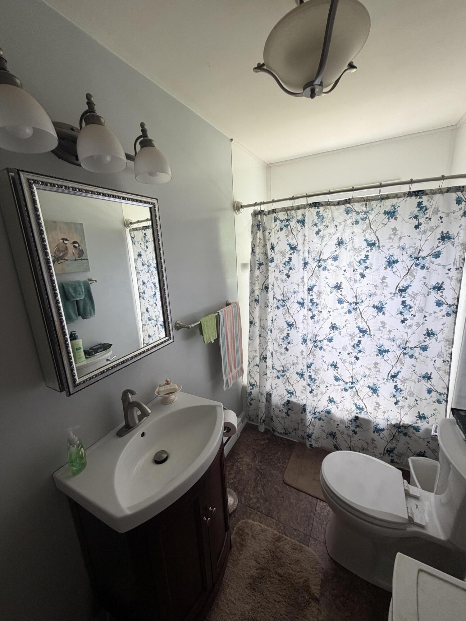 1861 County Road 11, Bellefontaine, Ohio 43311