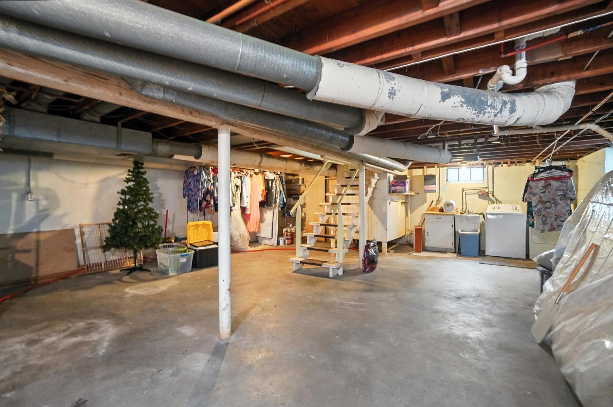 1243 Plum Street, Springfield, Ohio 45504