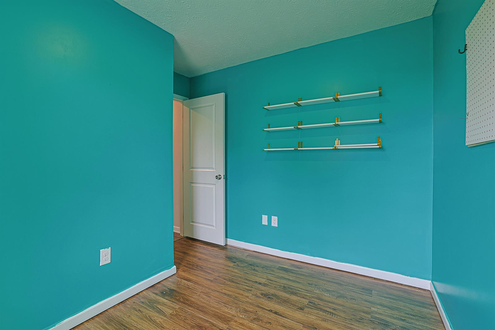 517 Skyway Drive, Springfield, Ohio 45505