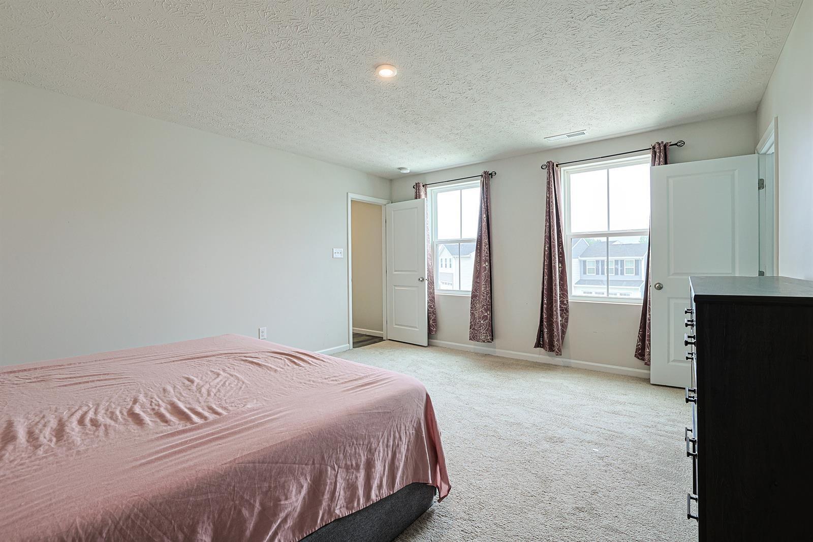 517 Skyway Drive, Springfield, Ohio 45505