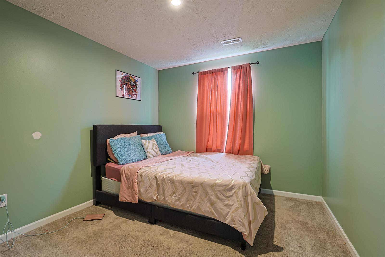 517 Skyway Drive, Springfield, Ohio 45505