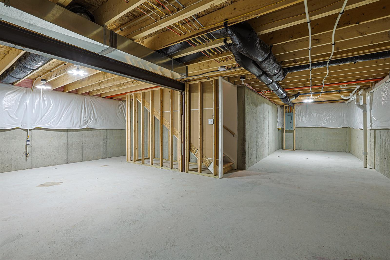 517 Skyway Drive, Springfield, Ohio 45505
