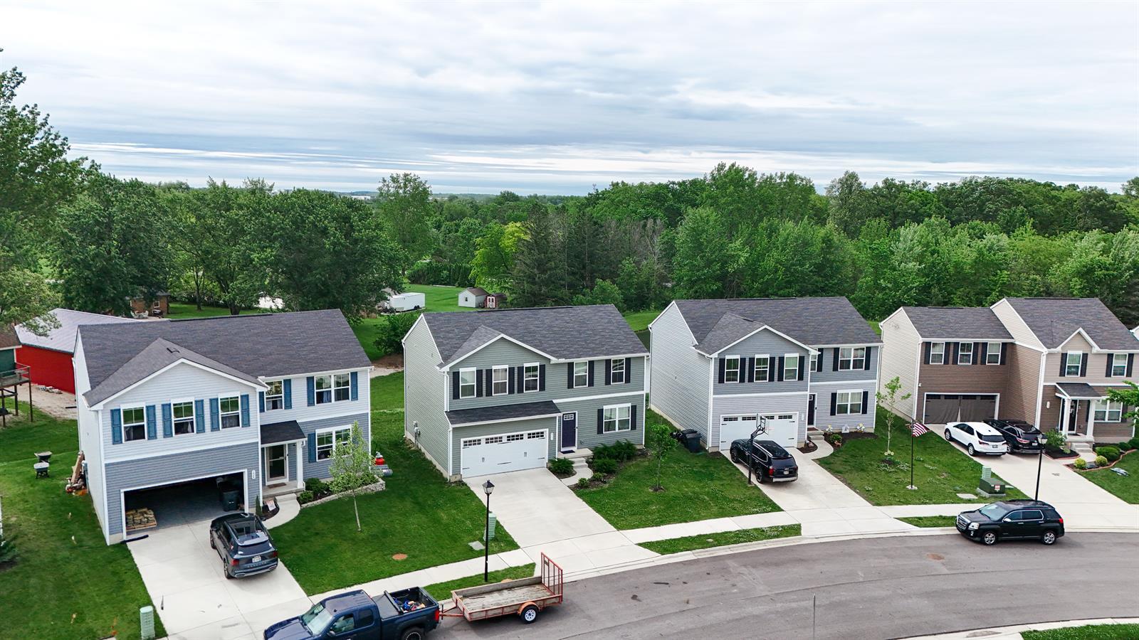 517 Skyway Drive, Springfield, Ohio 45505