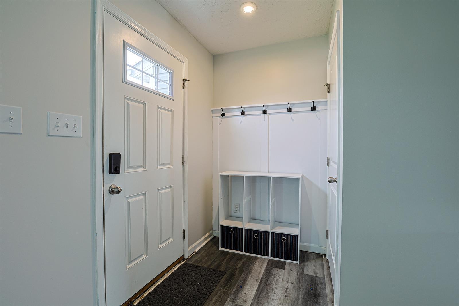 517 Skyway Drive, Springfield, Ohio 45505