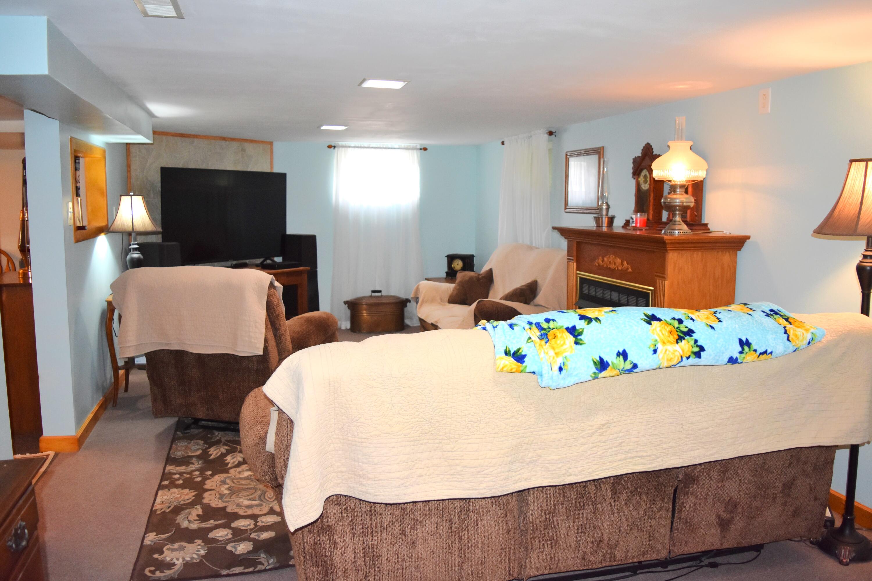 3495 Tipp Cowlesville Road, Tipp City, Ohio 45371