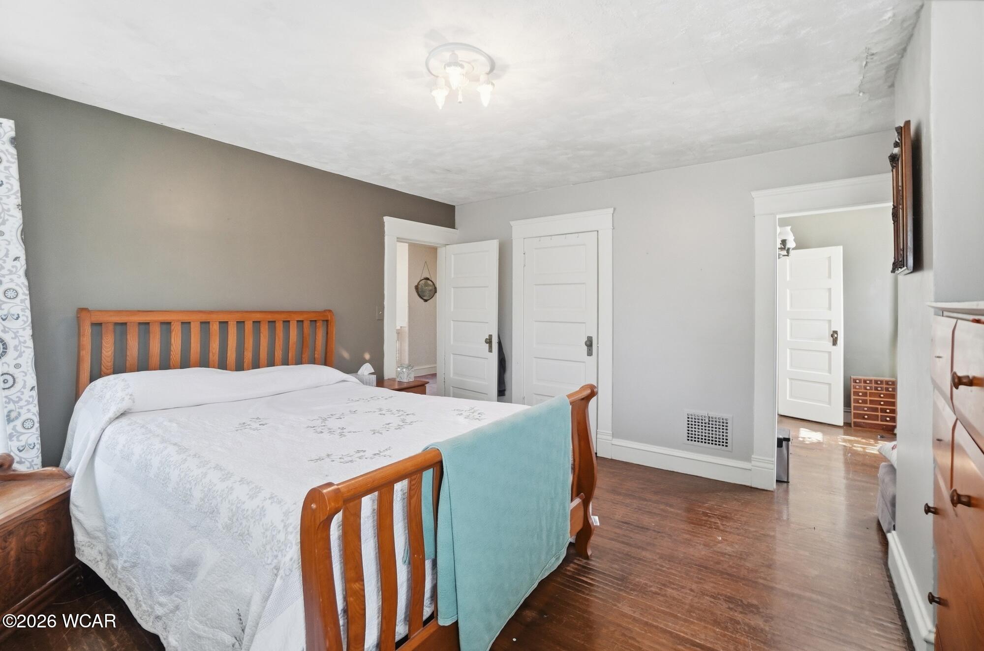 1534 Lakewood Avenue, Lima, Ohio