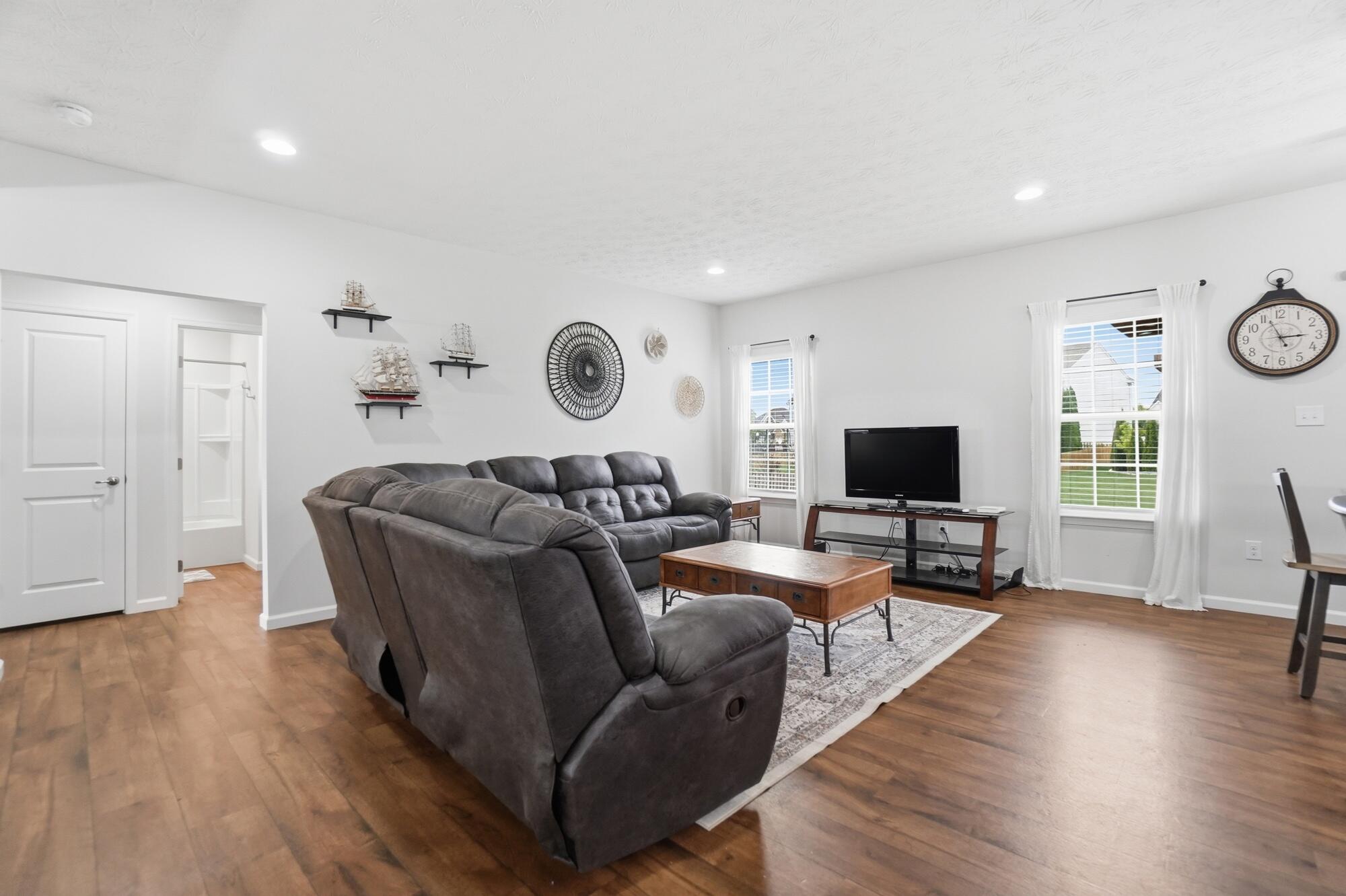 1200 Scarlet Oak Drive, Tipp City, Ohio 45371