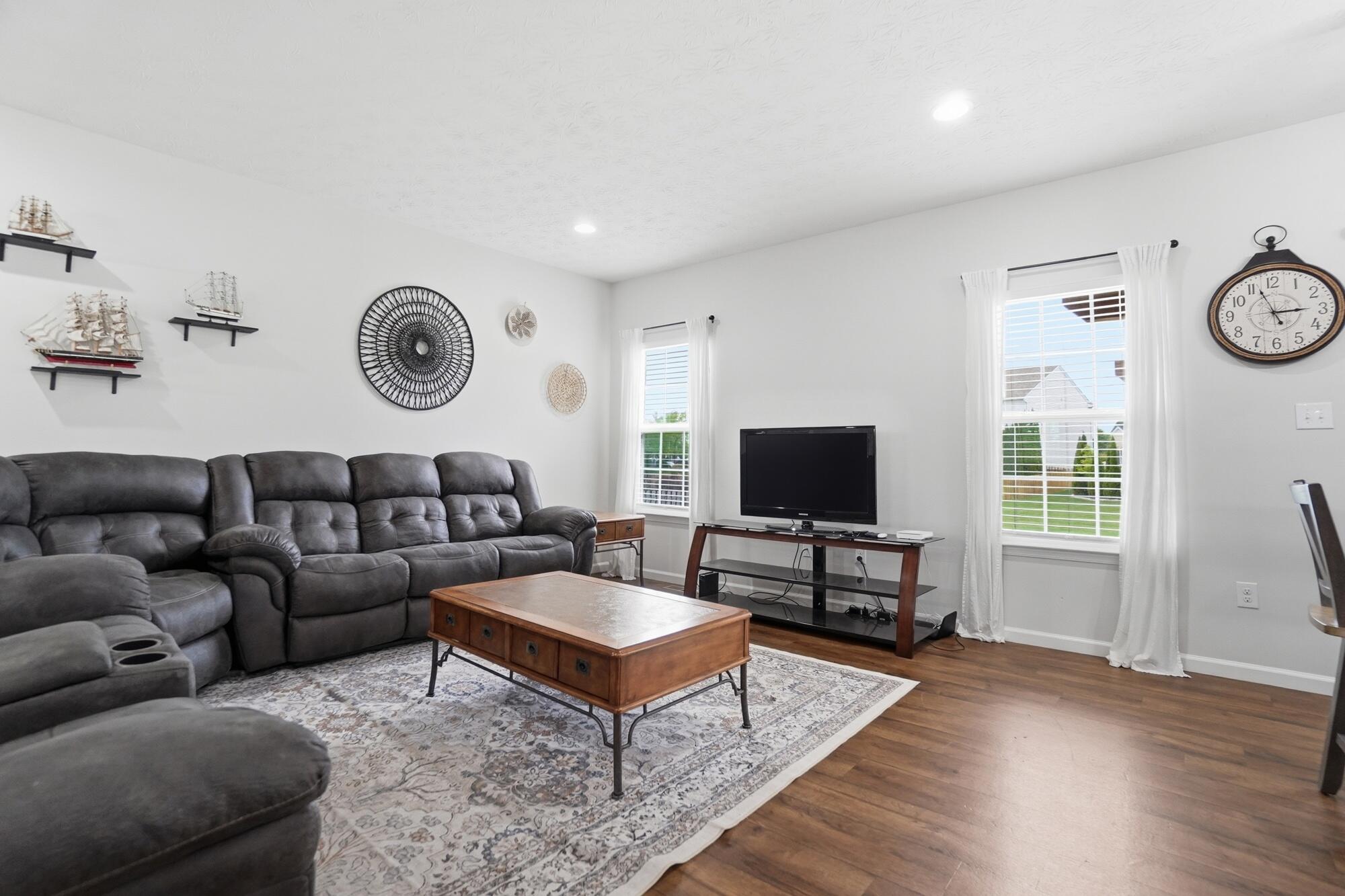 1200 Scarlet Oak Drive, Tipp City, Ohio 45371