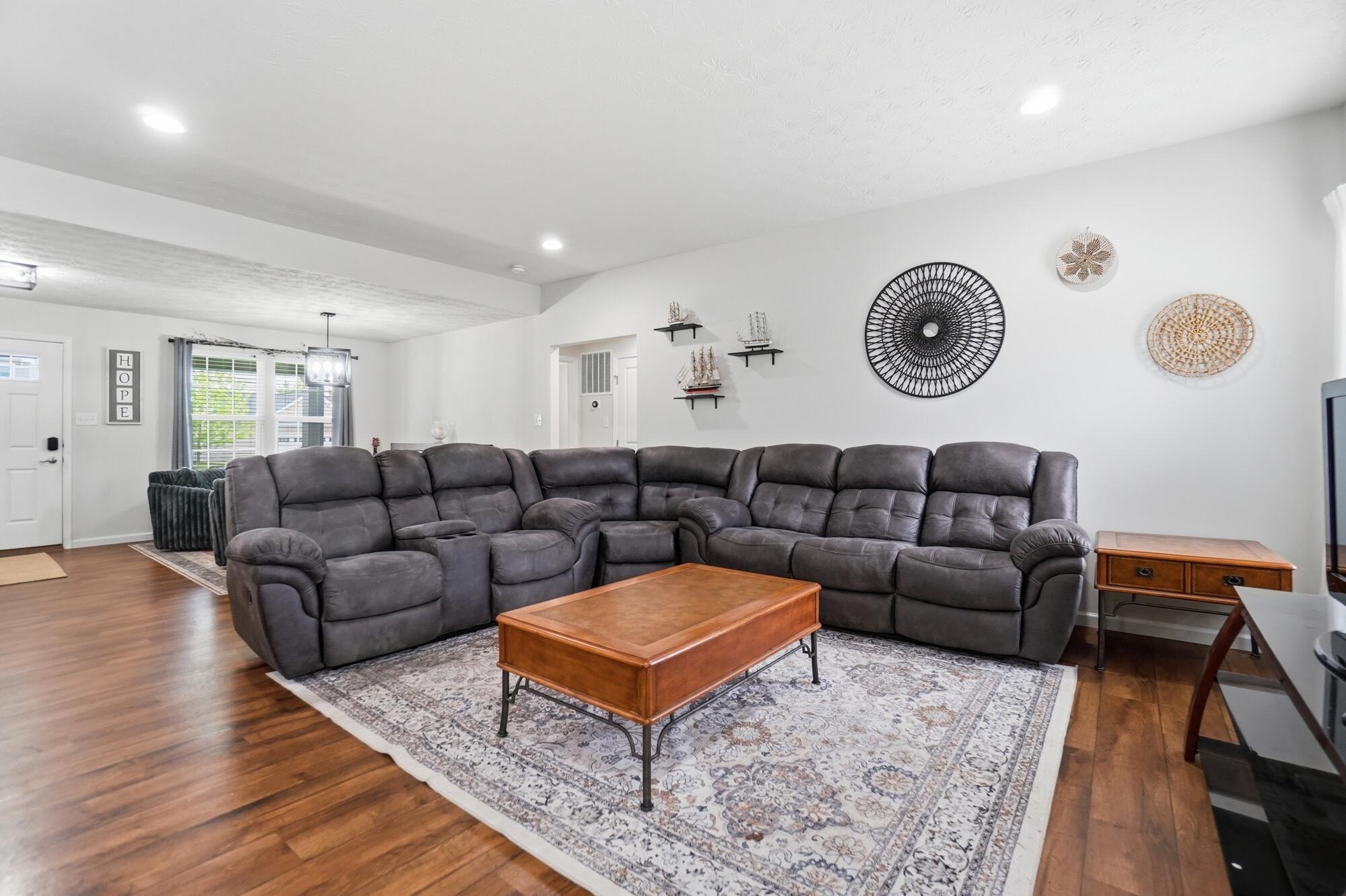 1200 Scarlet Oak Drive, Tipp City, Ohio 45371