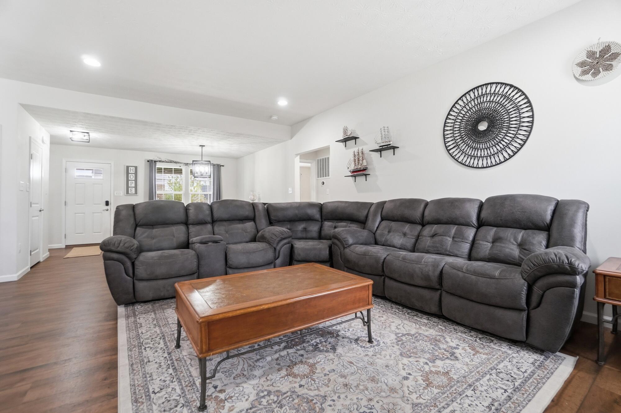 1200 Scarlet Oak Drive, Tipp City, Ohio 45371