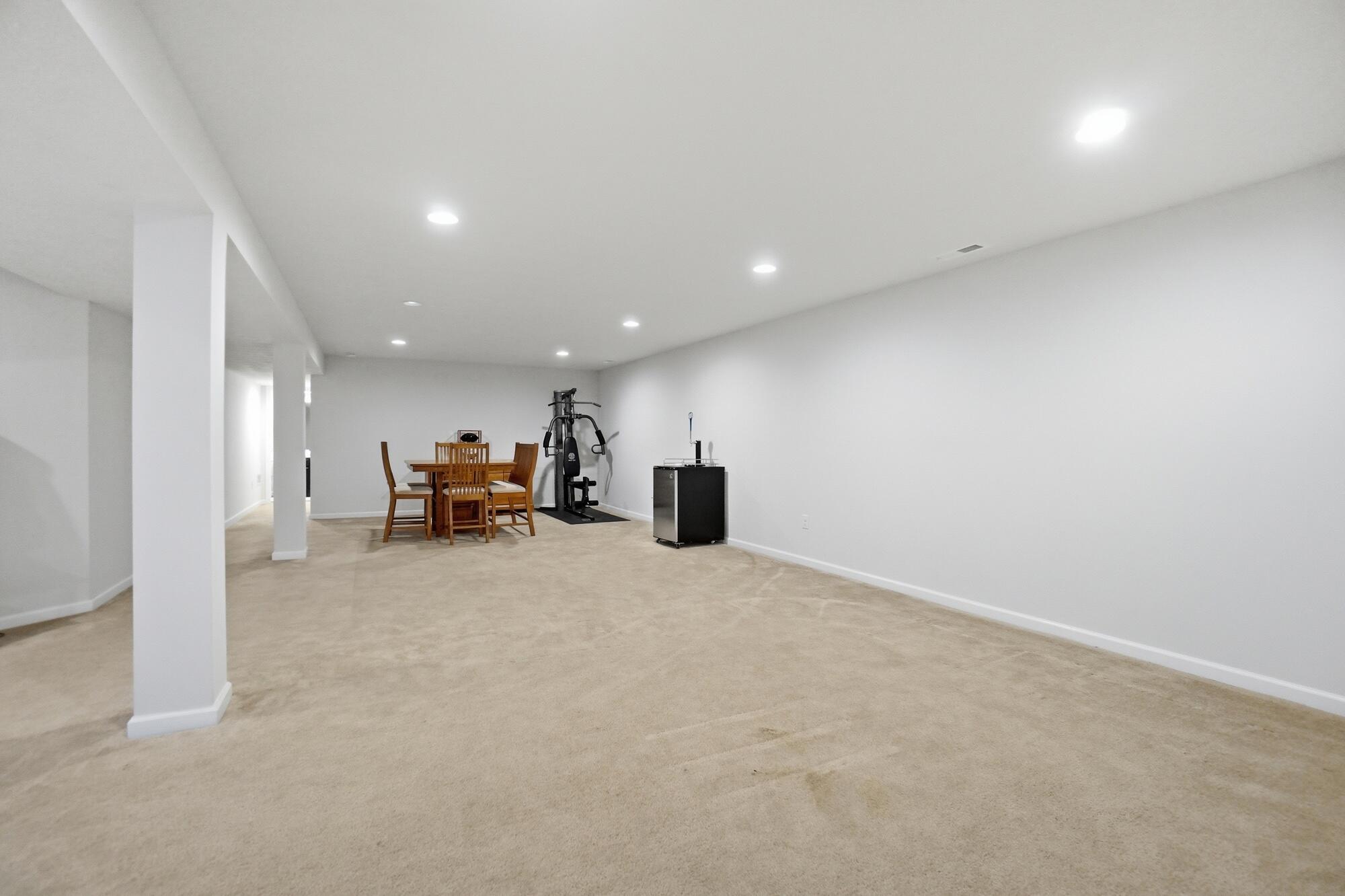 1200 Scarlet Oak Drive, Tipp City, Ohio 45371