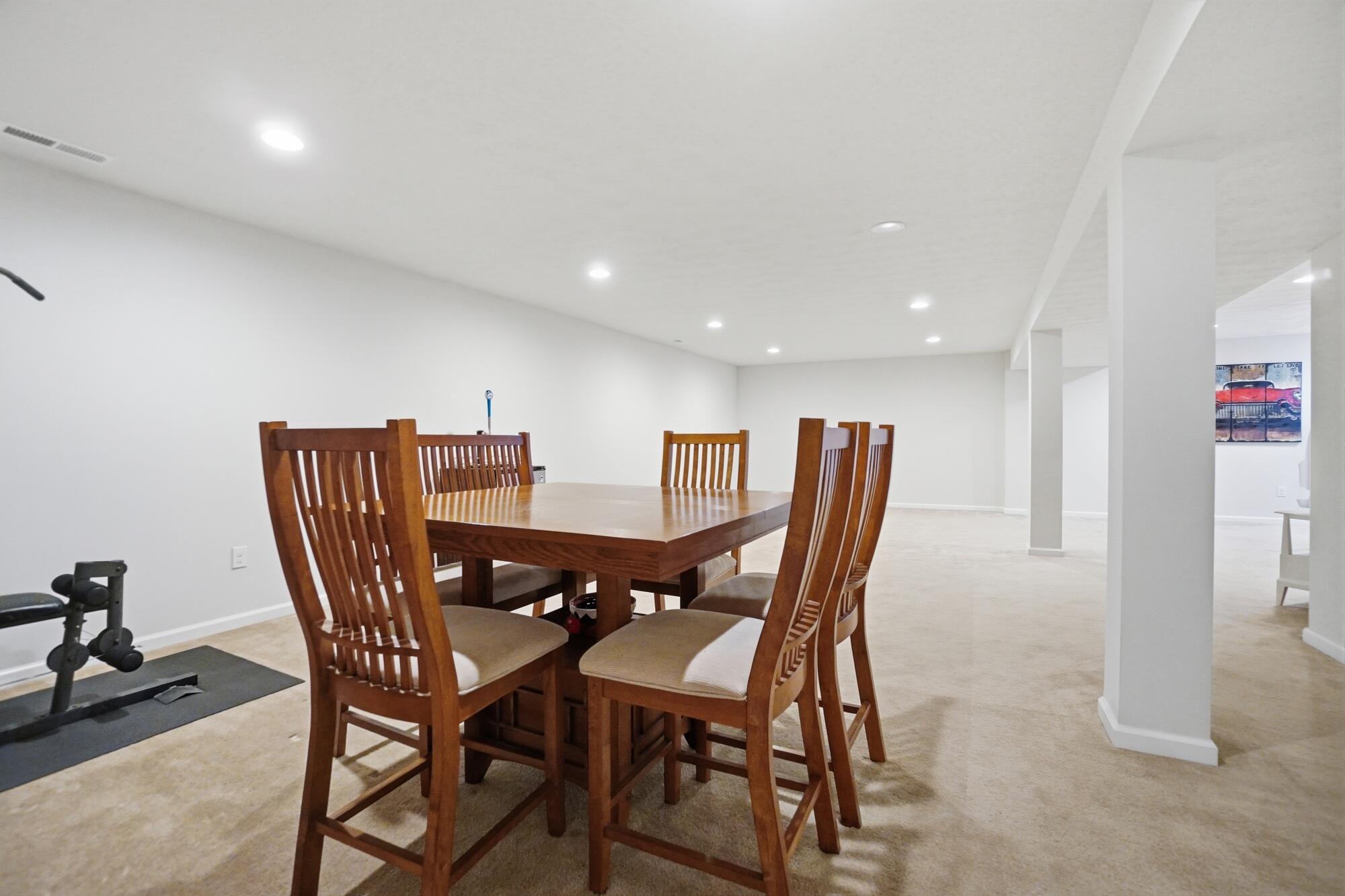 1200 Scarlet Oak Drive, Tipp City, Ohio 45371