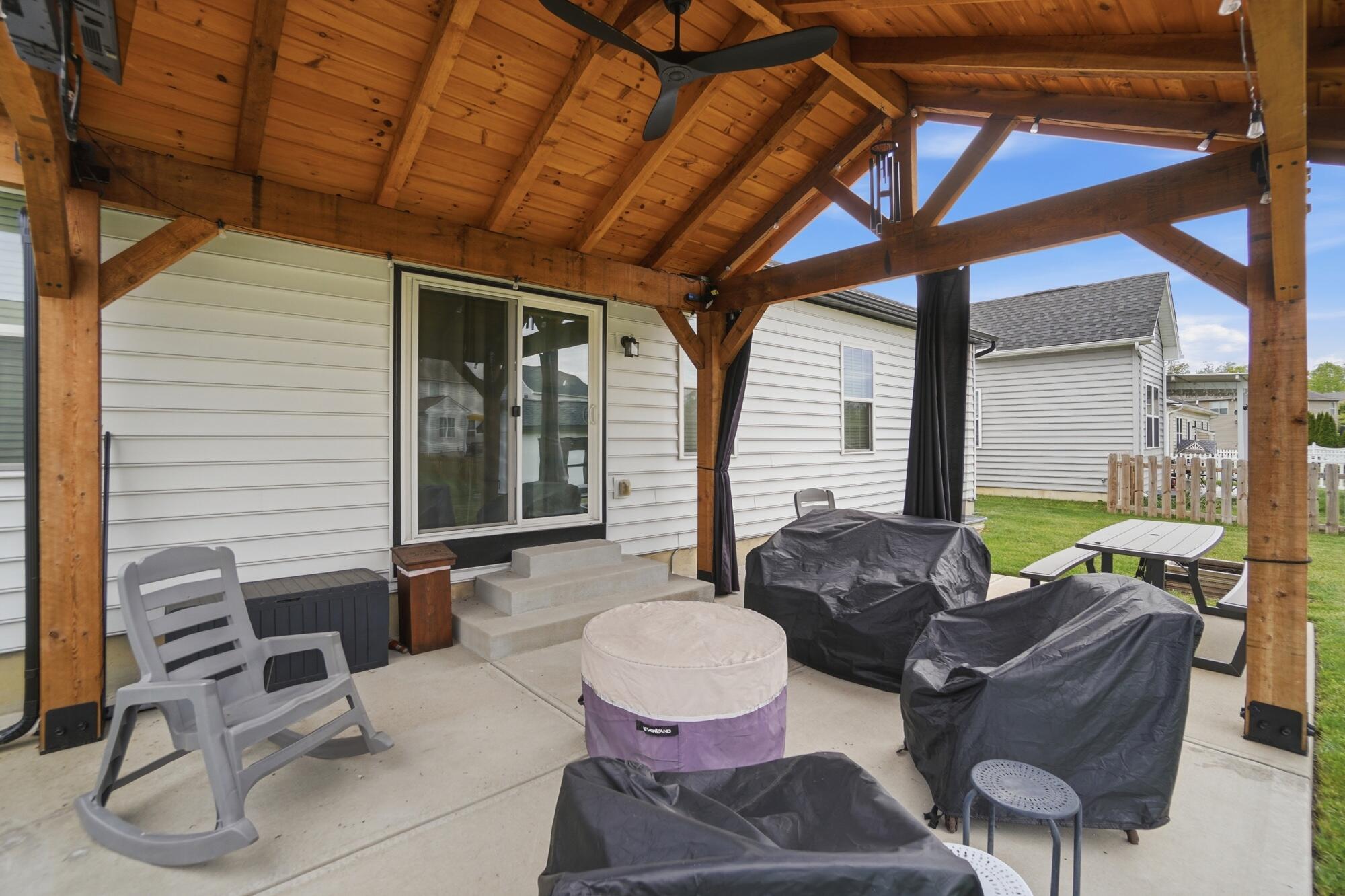 1200 Scarlet Oak Drive, Tipp City, Ohio 45371