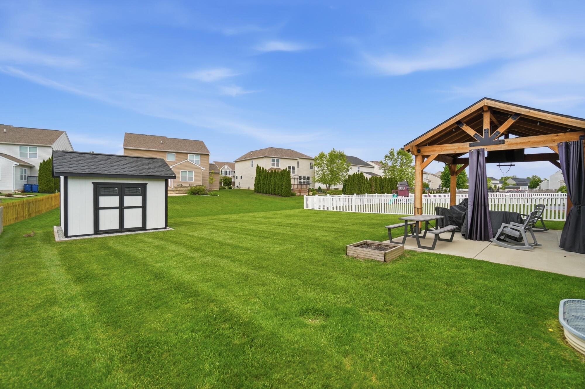 1200 Scarlet Oak Drive, Tipp City, Ohio 45371