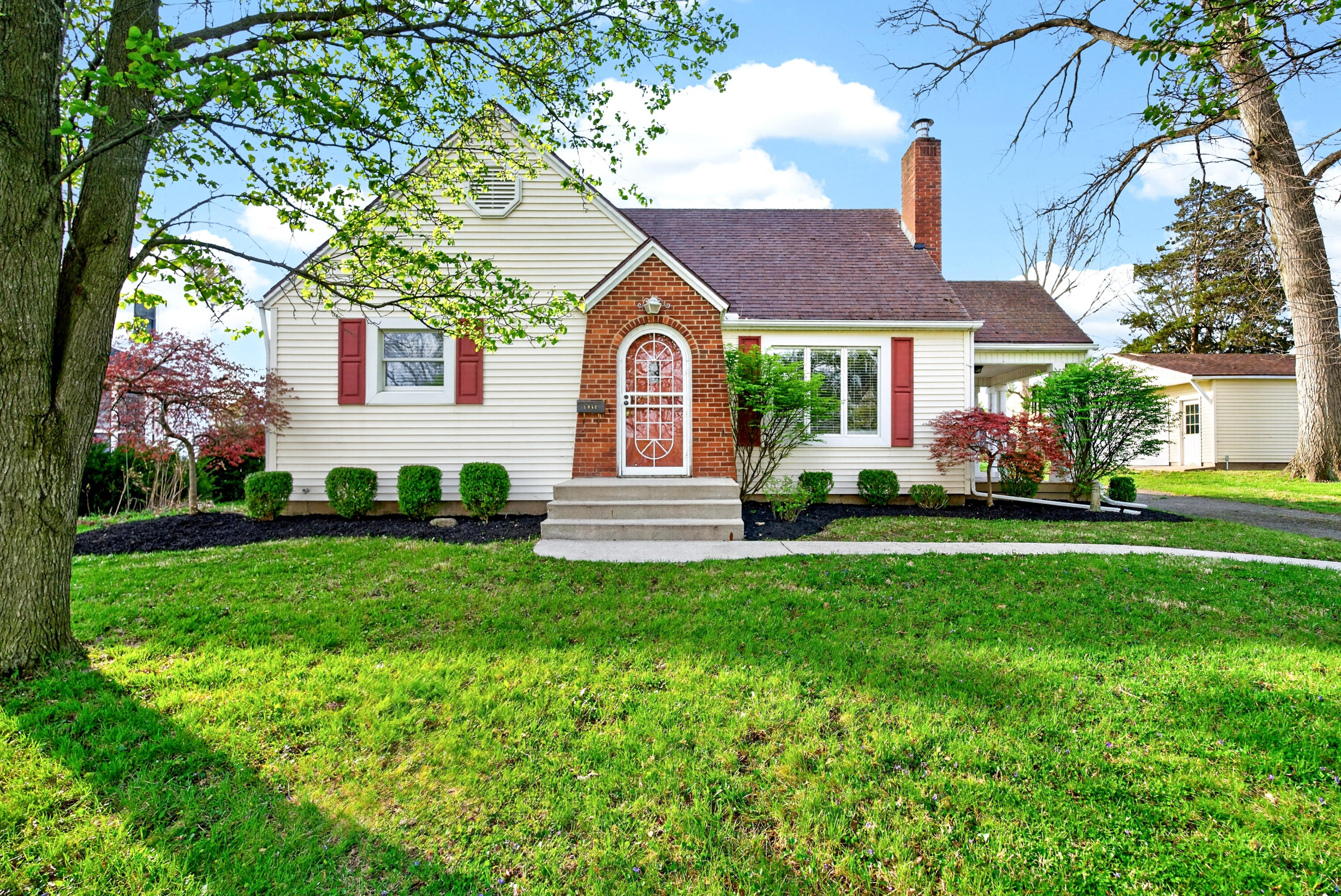 1951 Harshman Boulevard, Springfield, Ohio 45504