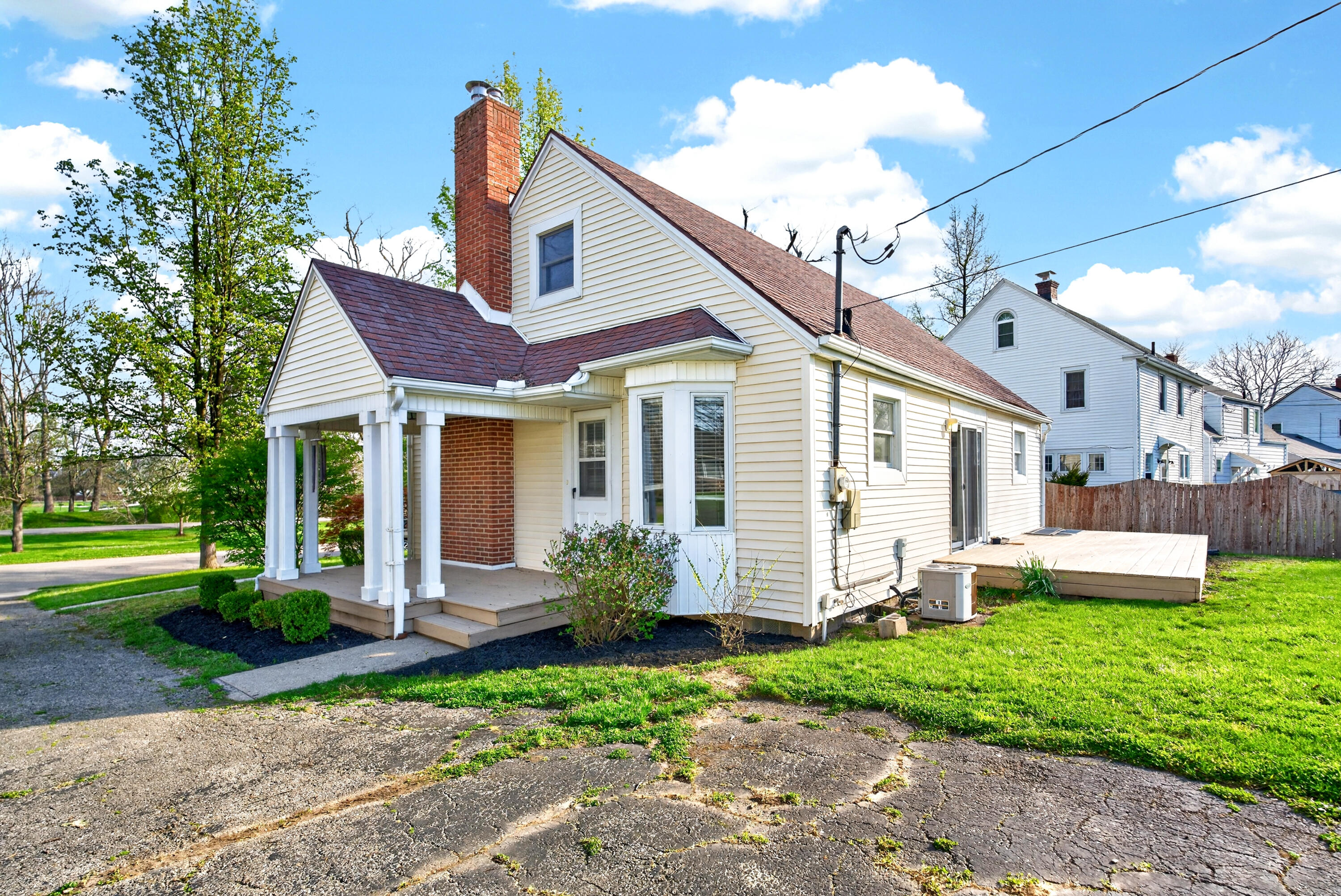 1951 Harshman Boulevard, Springfield, Ohio 45504