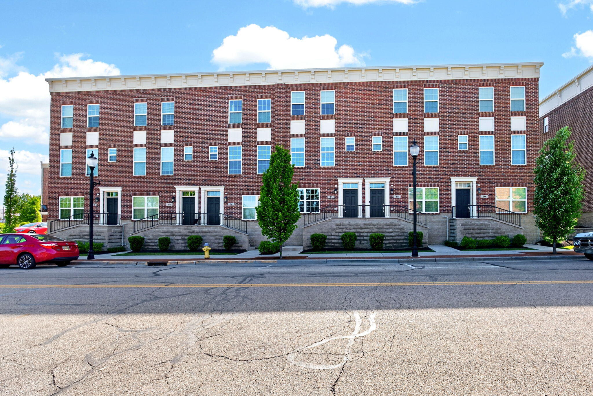 24 Center Street, Springfield, Ohio 45502