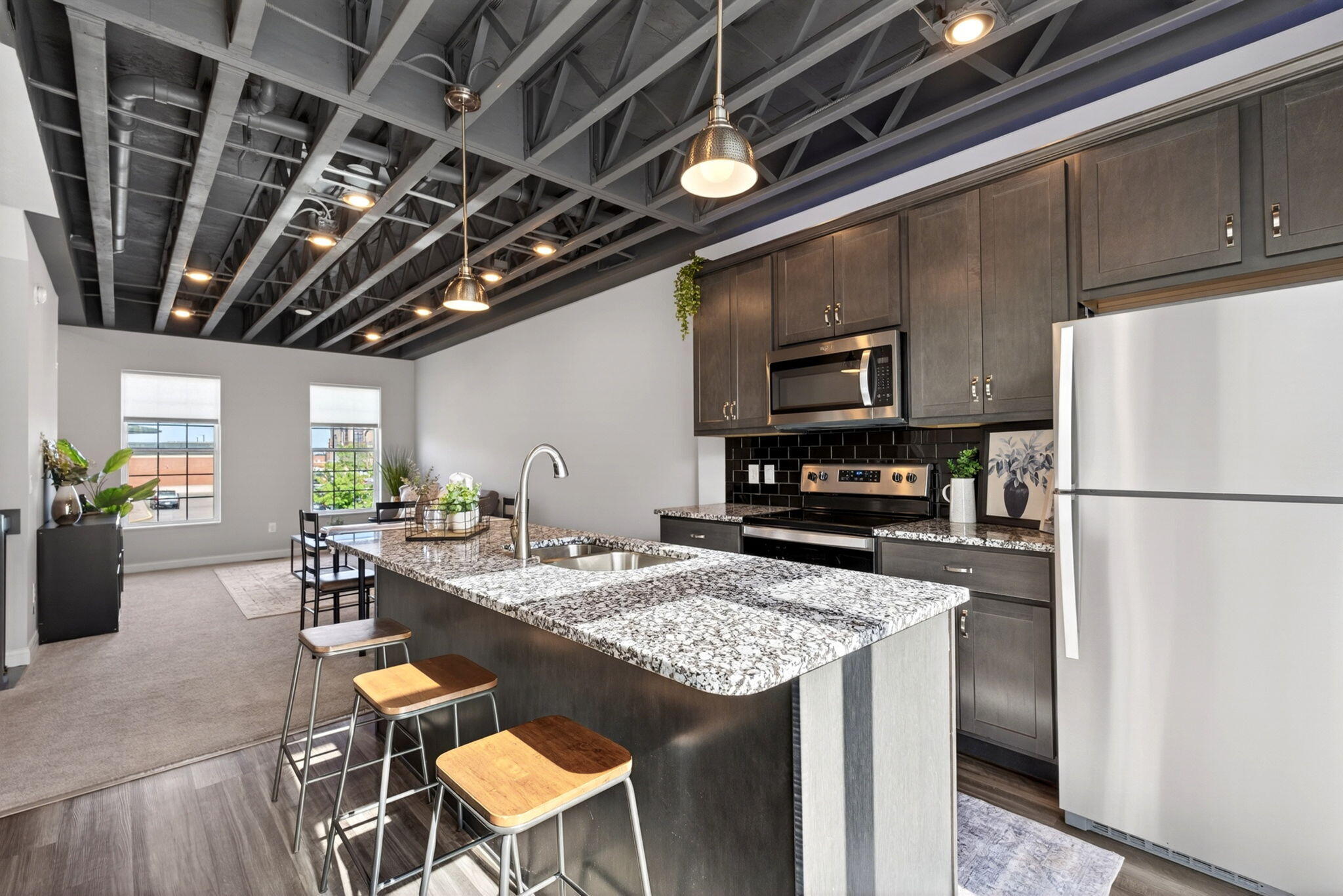 24 Center Street, Springfield, Ohio 45502