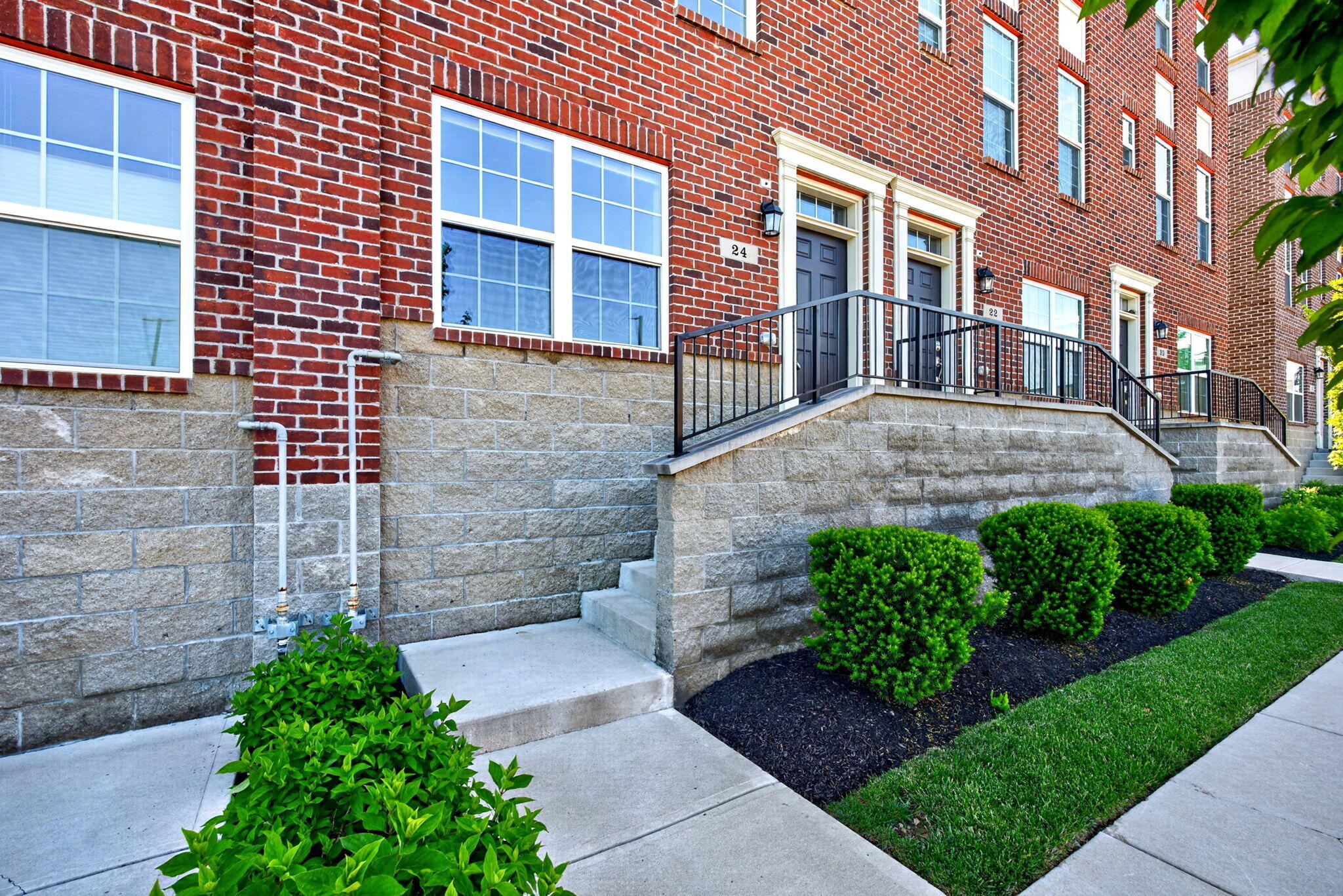 24 Center Street, Springfield, Ohio 45502